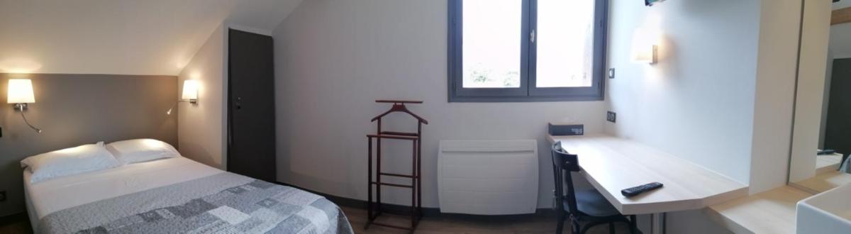 Double Room with Mountain View - Photo 6
