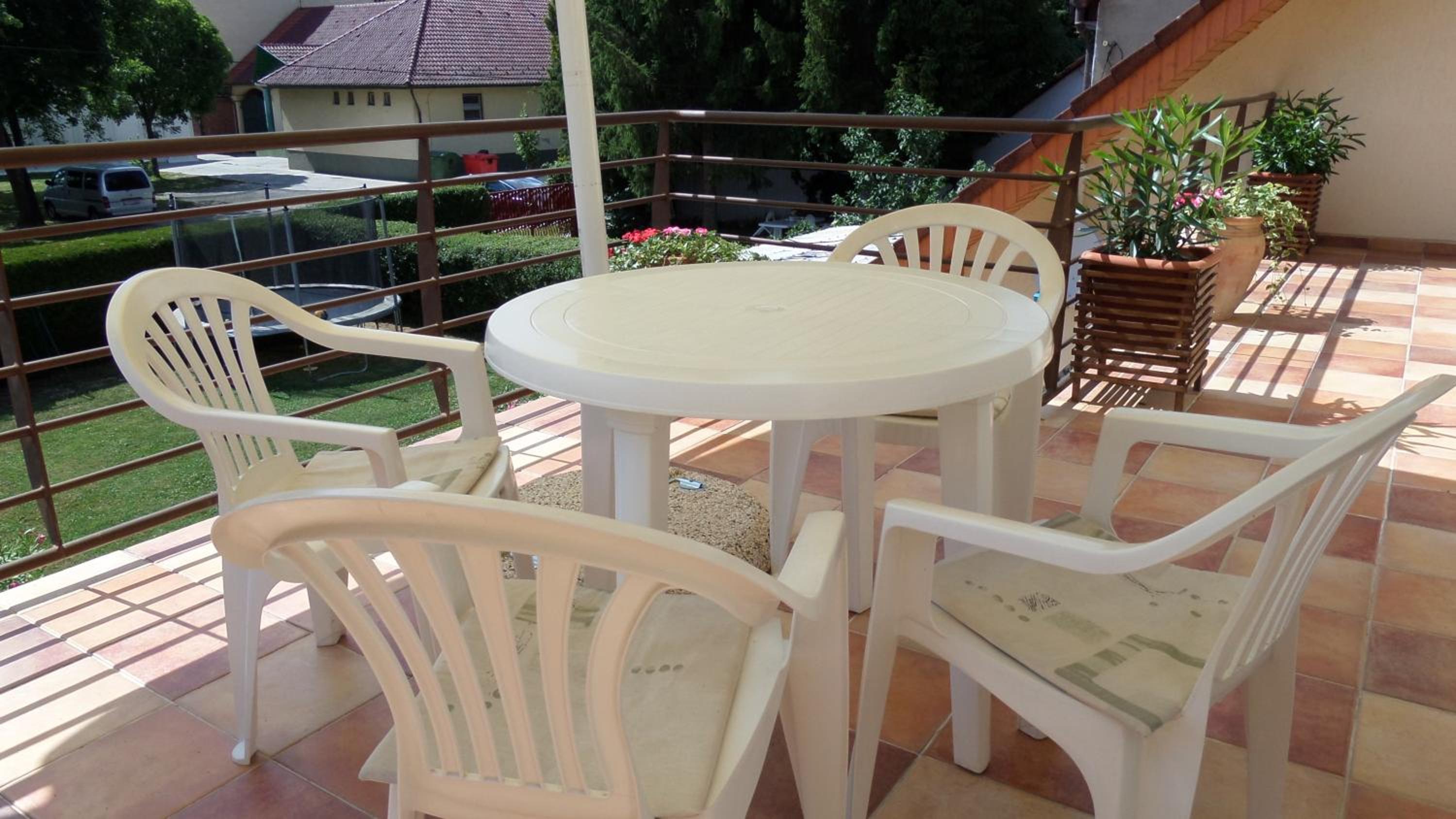 Apartment with Terrace photo 3