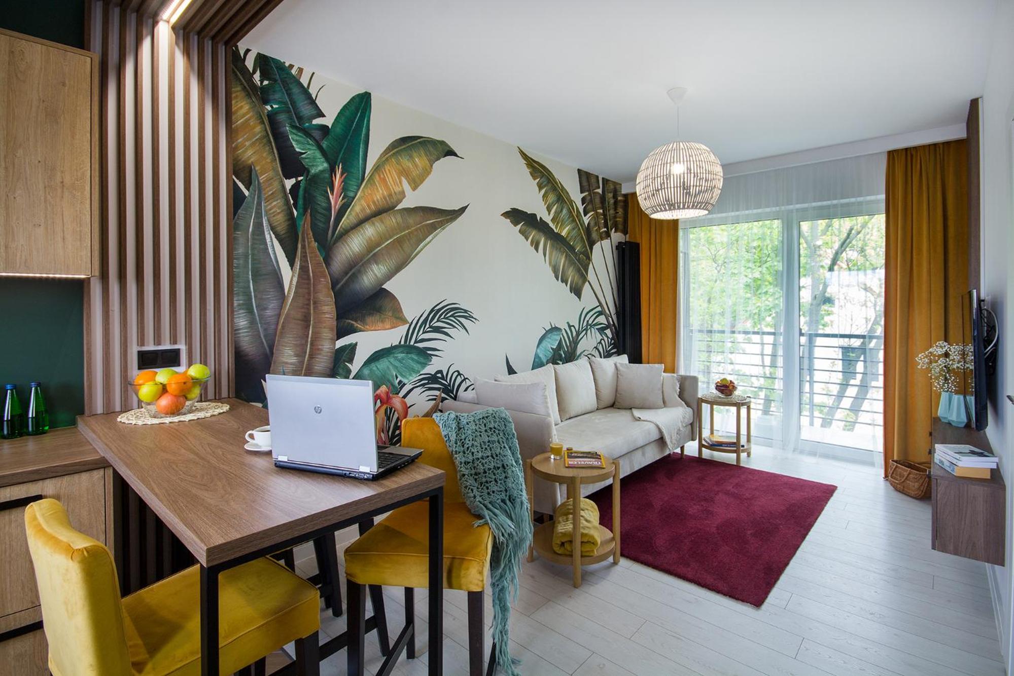 Apartment with Balcony photo 1