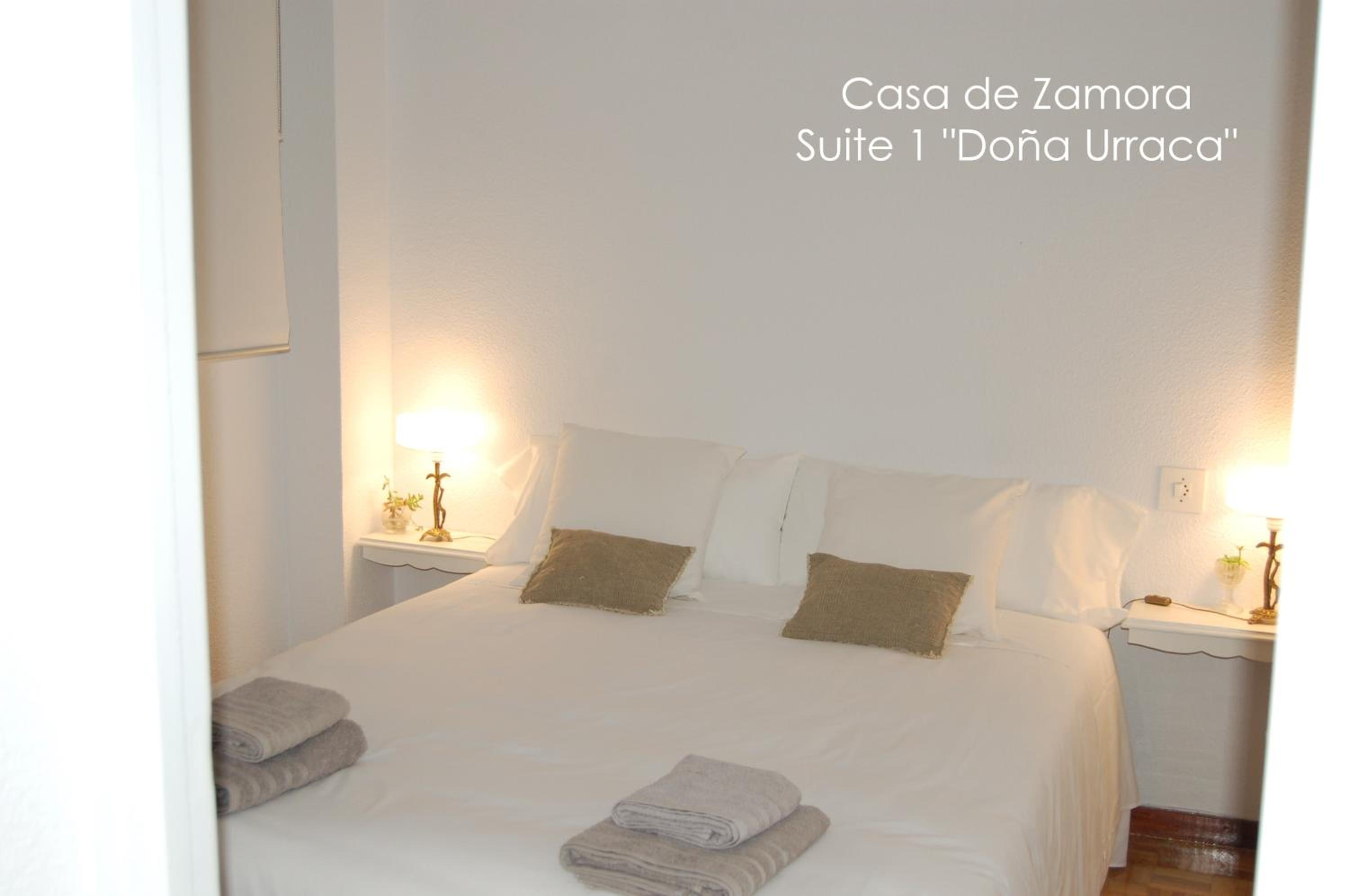 Habitación Doble con Baño Privado