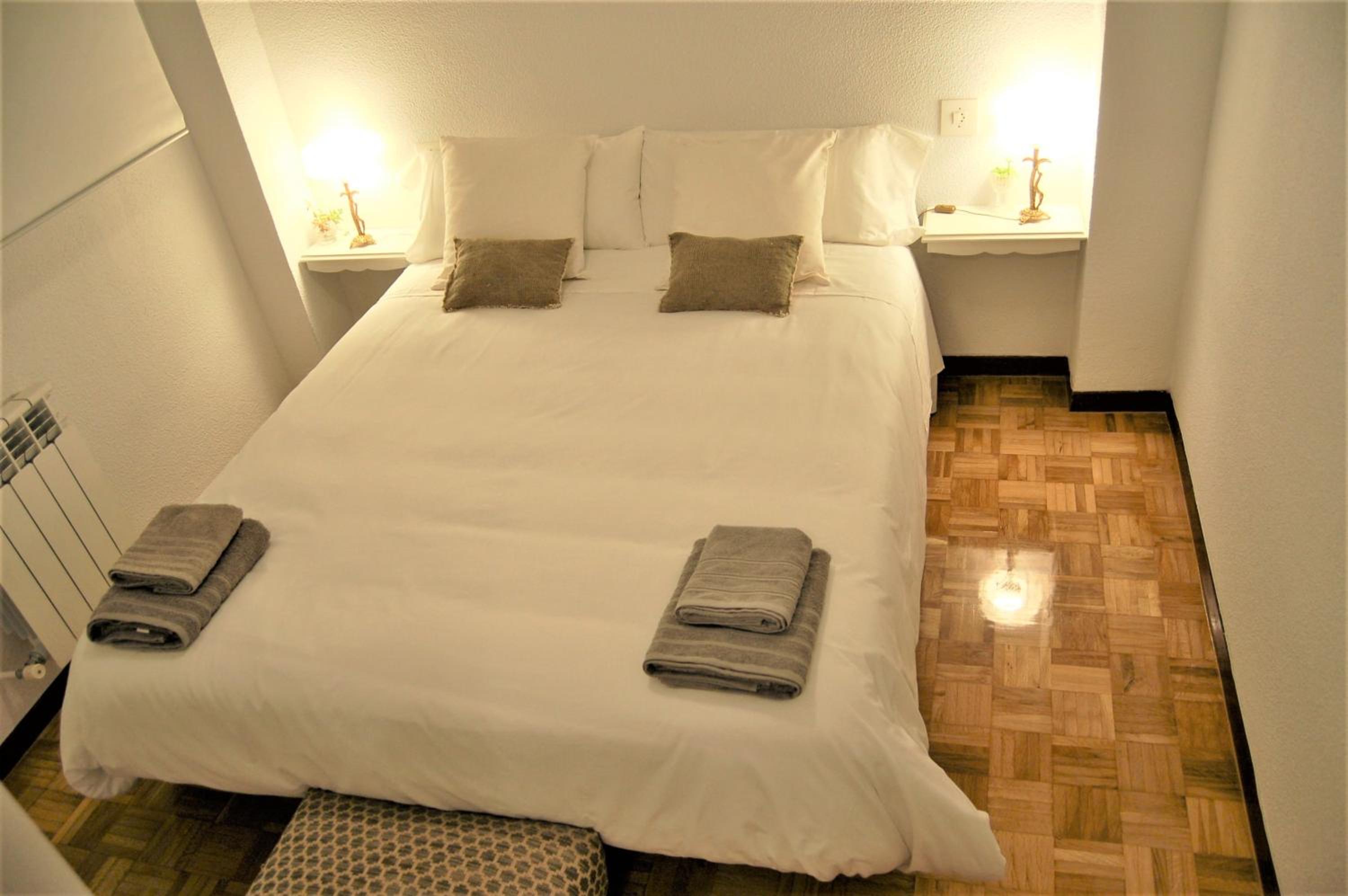 Double Room with Private Bathroom photo 2