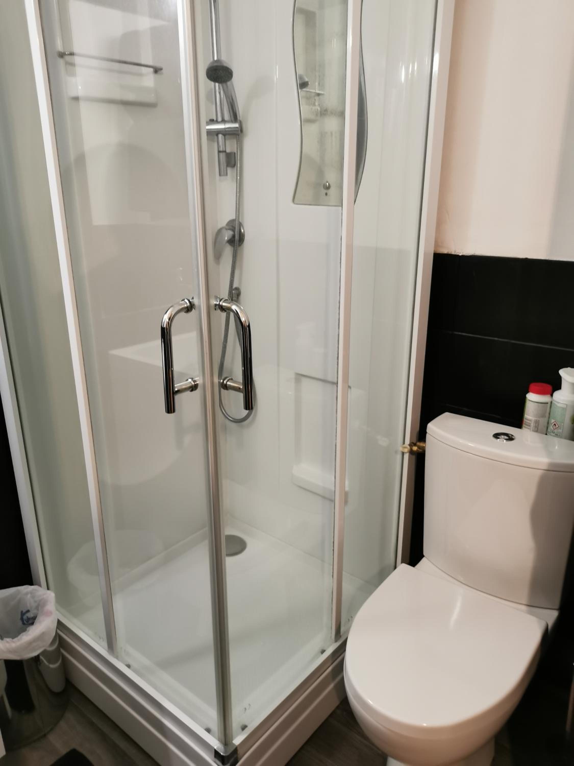 Double Room - Photo 2
