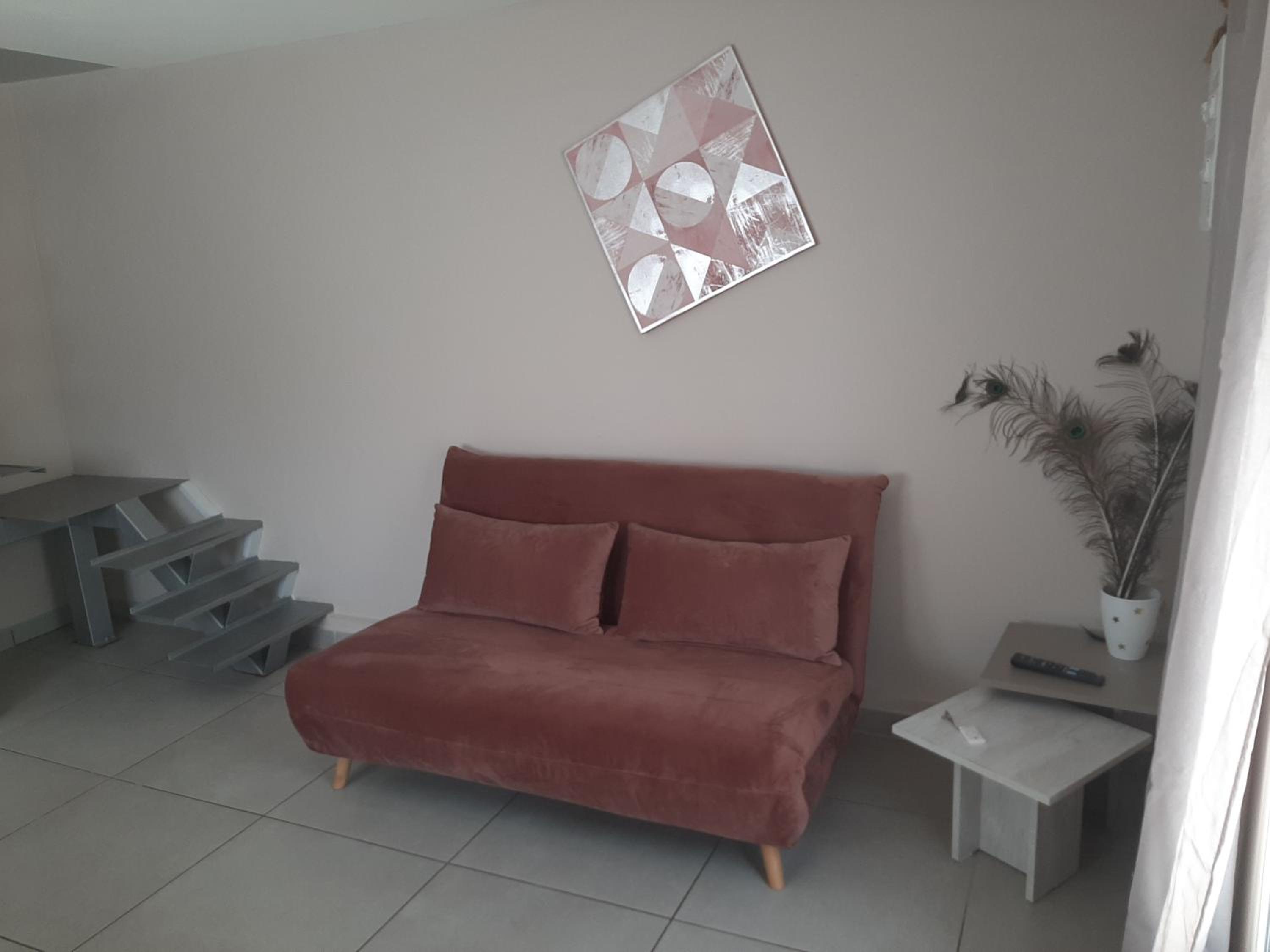 One-Bedroom House photo 2