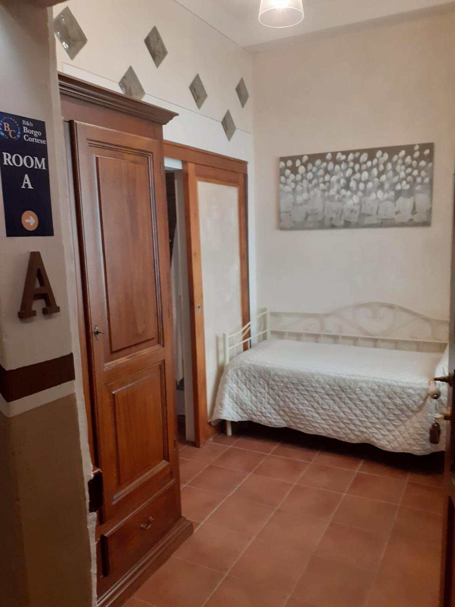 Standard Single Room With Shower