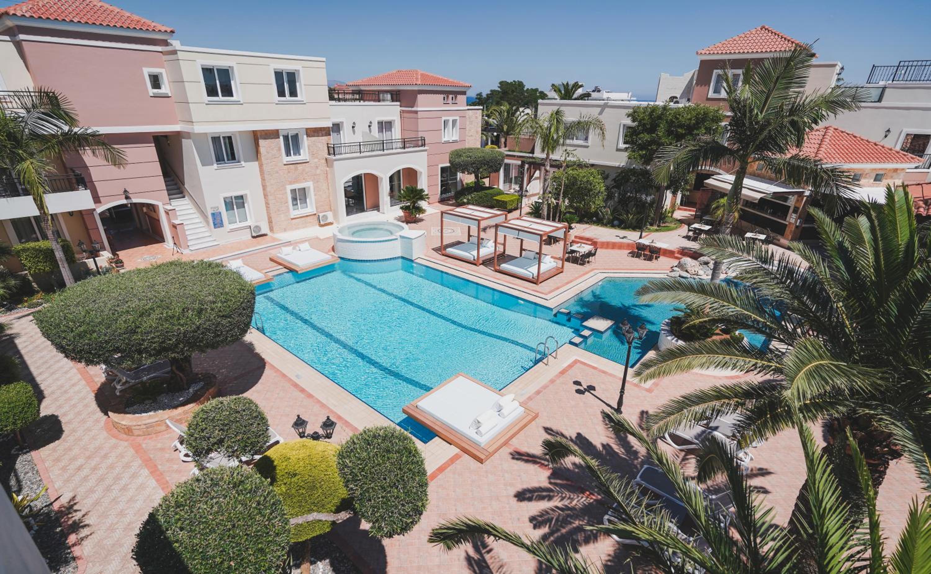 Two-Bedroom Apartment with Pool View - Photo 26