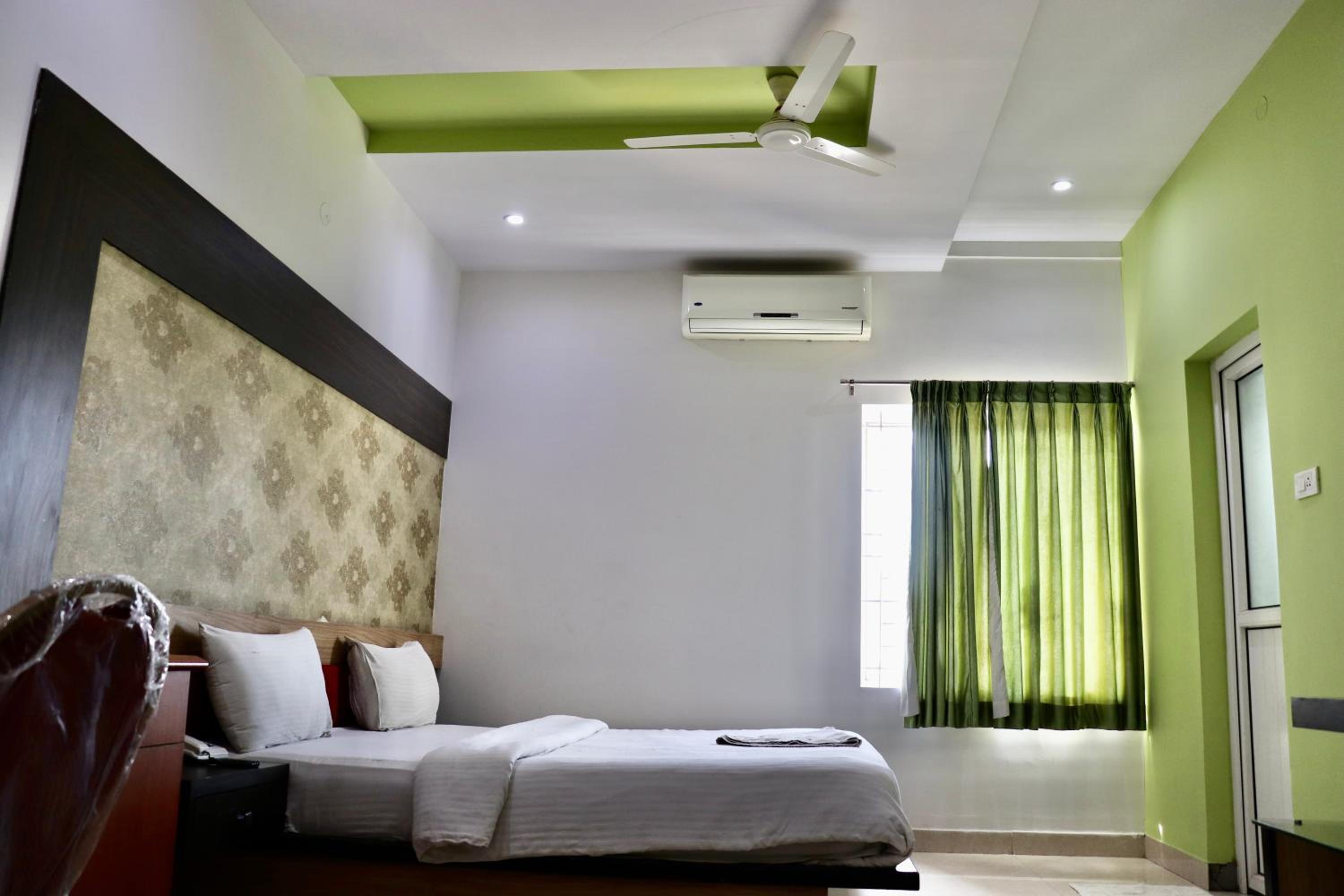 Deluxe Double Room - Photo 4