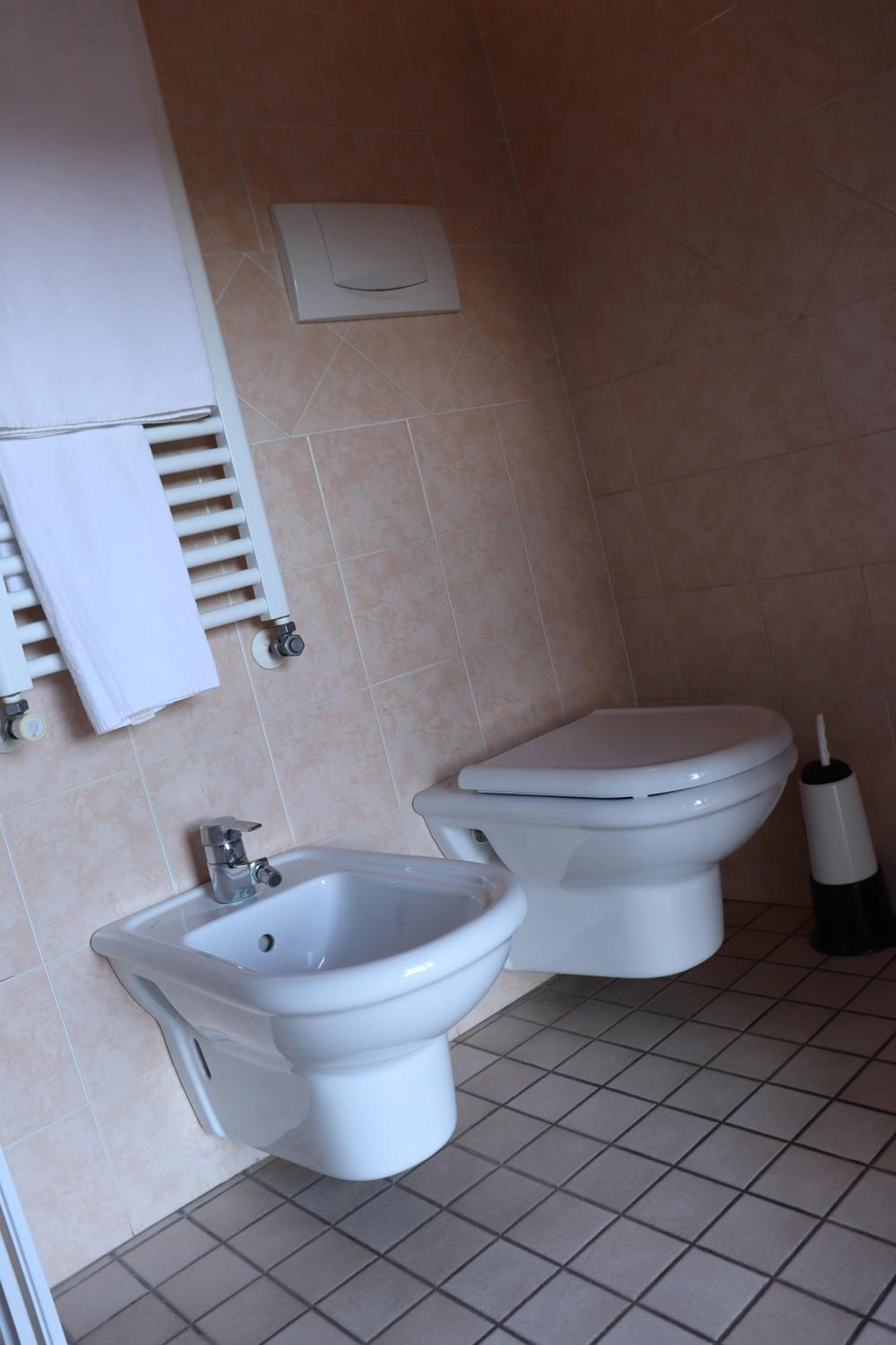 Budget Double or Twin Room - Photo 2