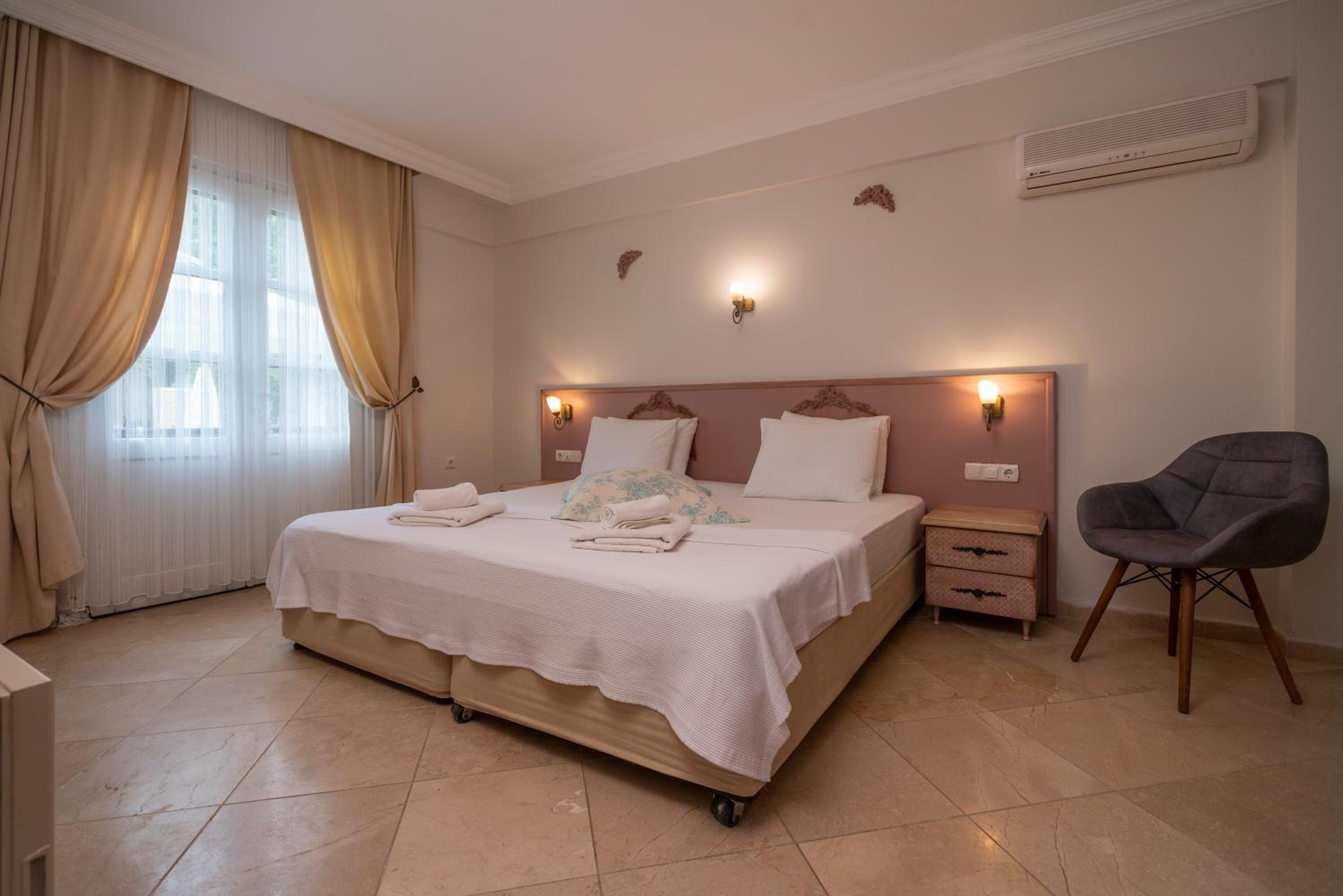 Superior Double Room - Photo 5