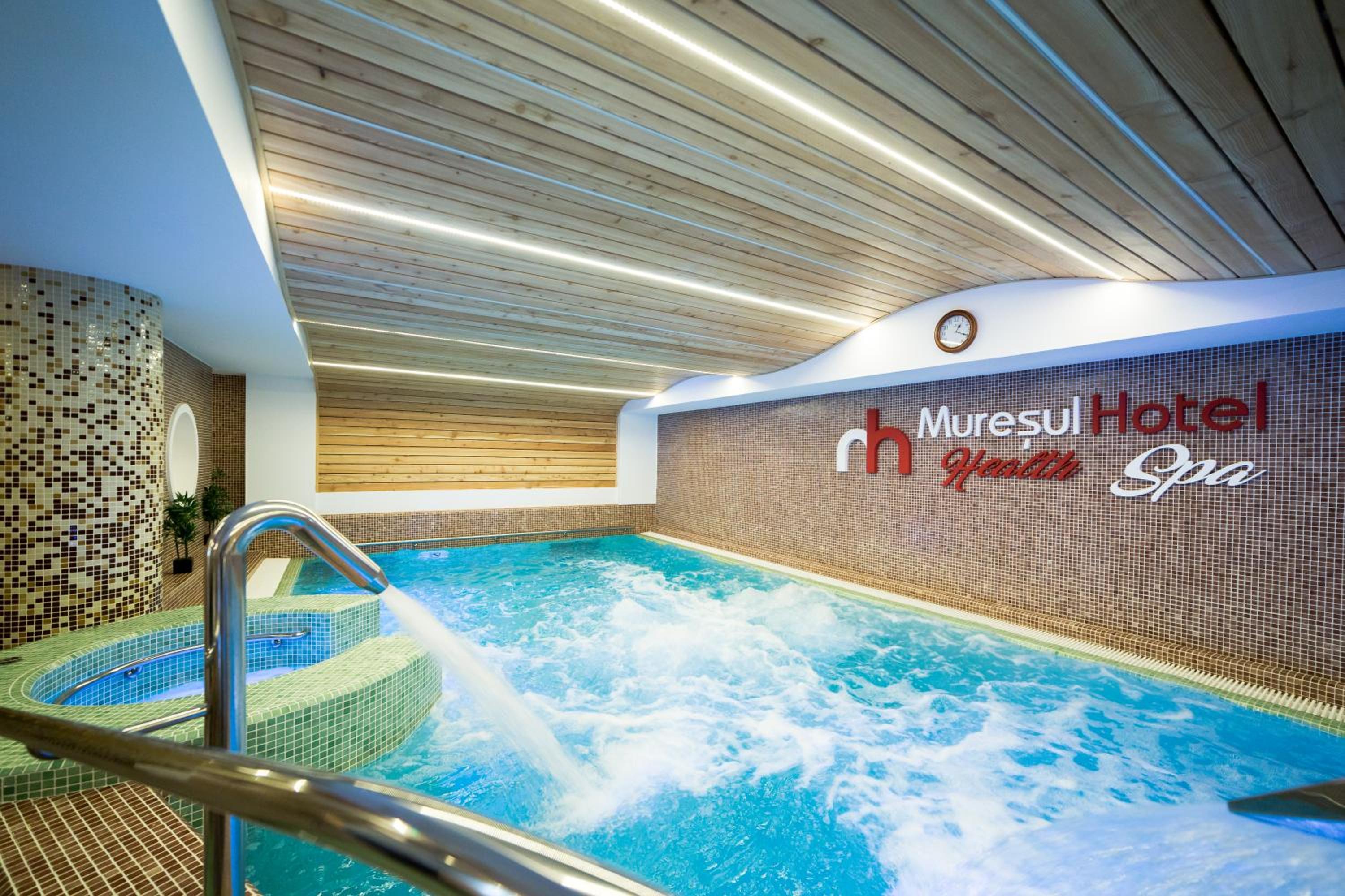 Double or Twin Room with Spa Access - Photo 3