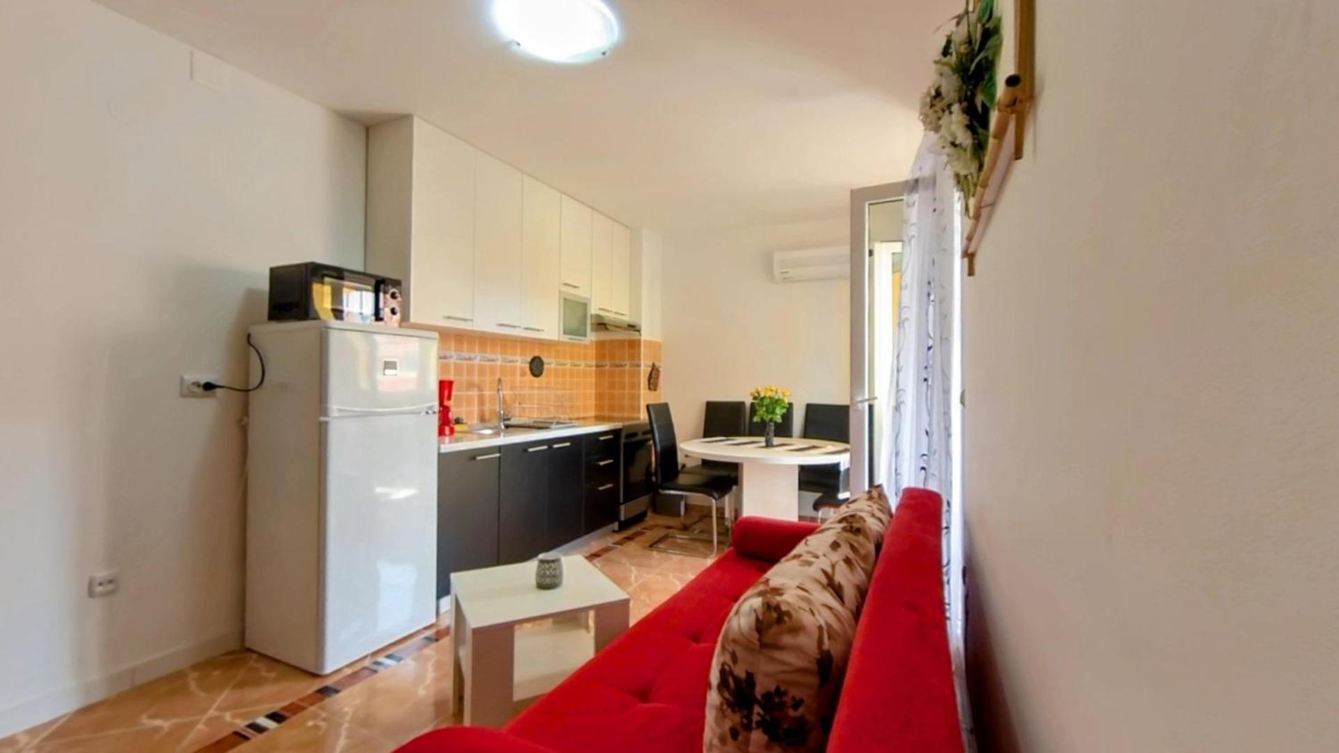 Two-Bedroom Apartment photo 3