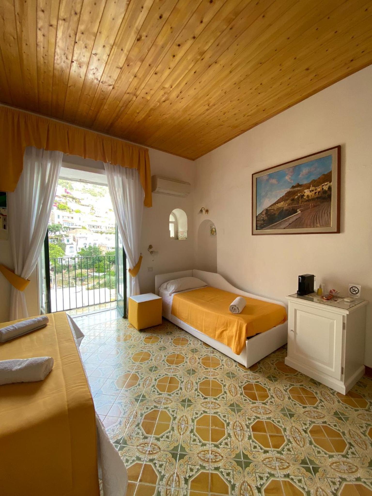 Triple Room with City View photo 3