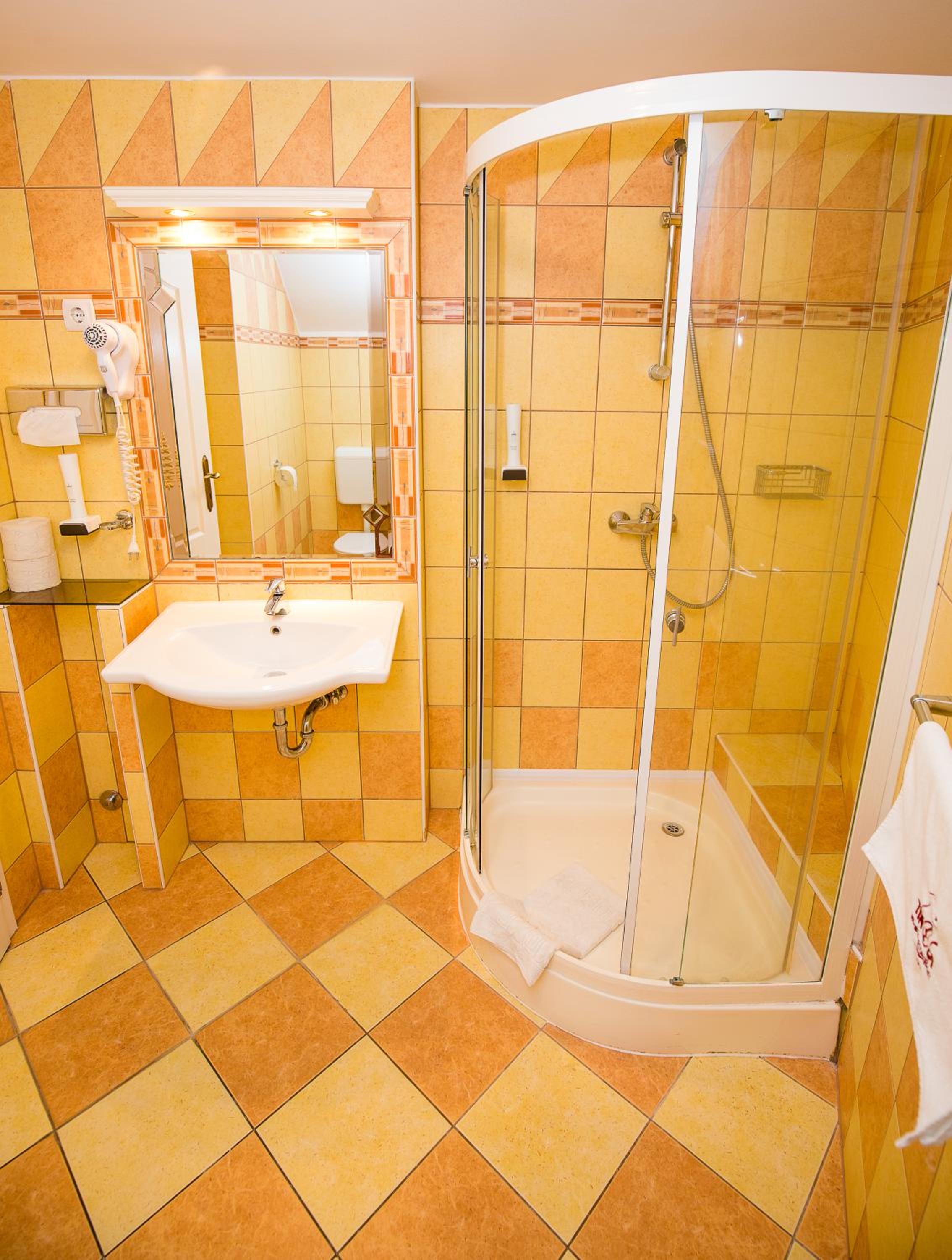Superior Triple Room - Photo 3