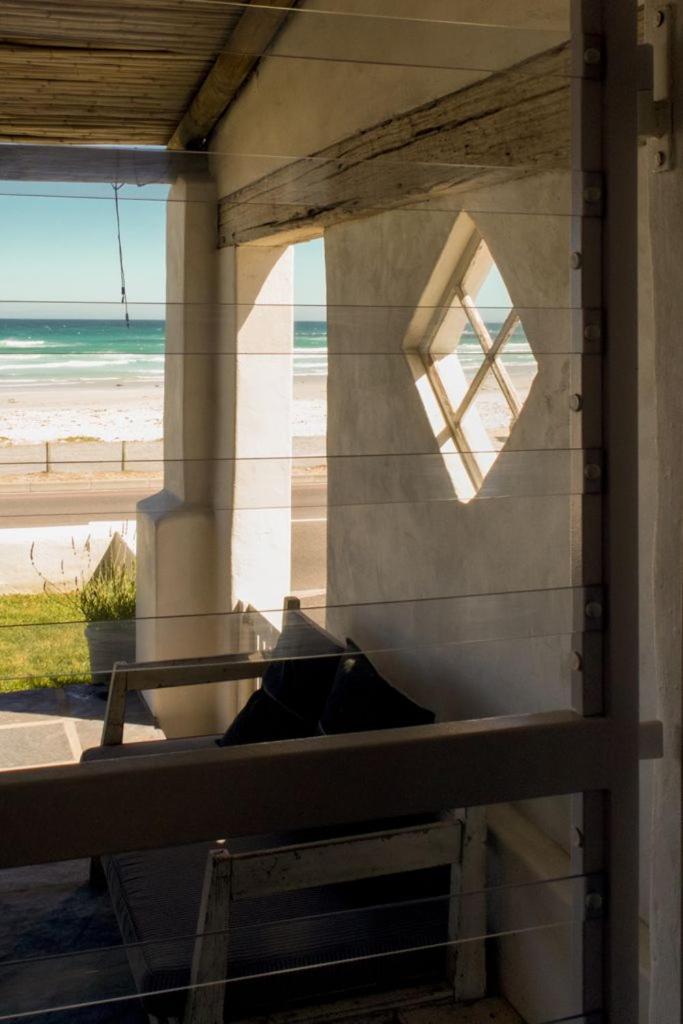 Deluxe Double Room with Sea View - Photo 36