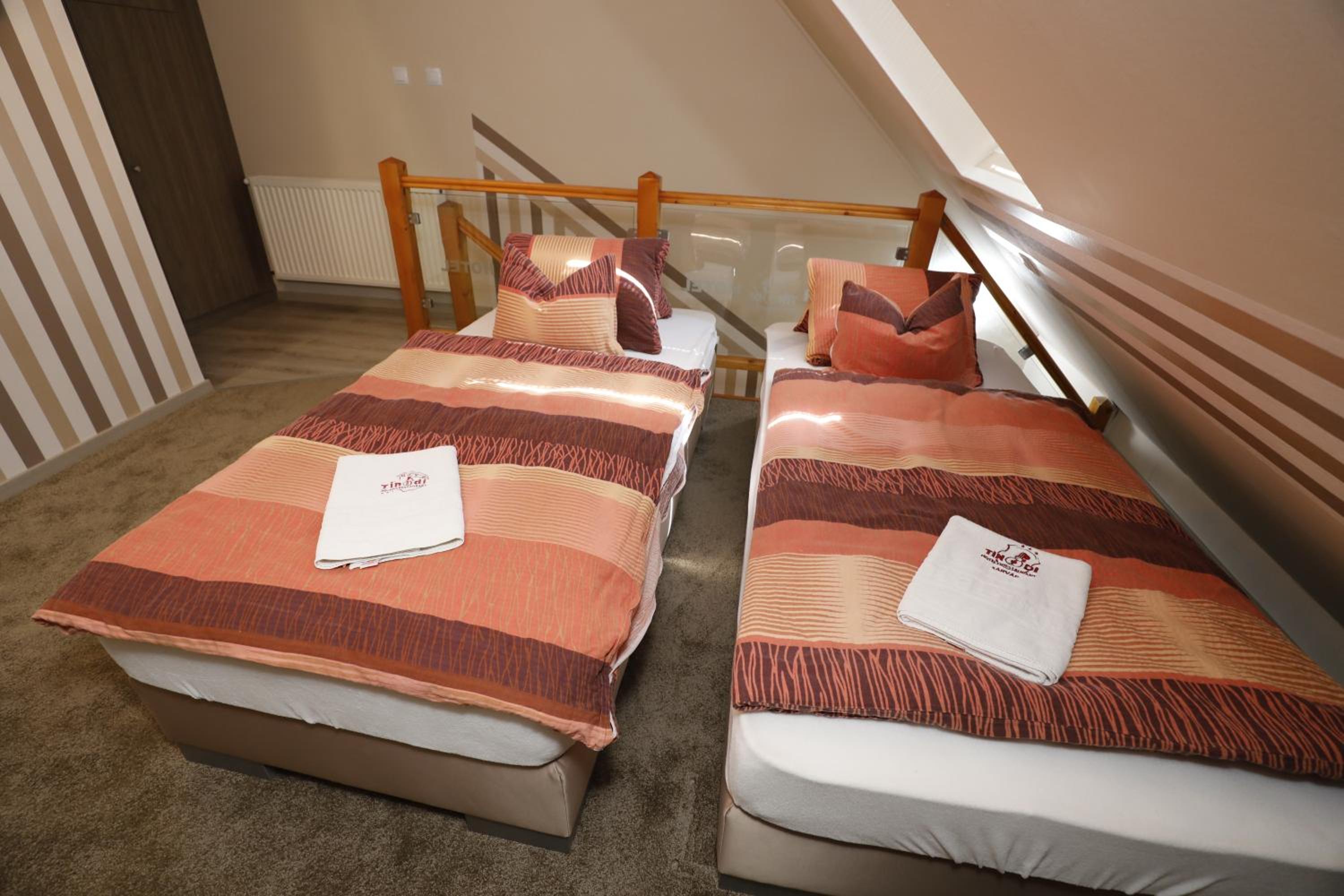 Deluxe Quadruple Room - Photo 5