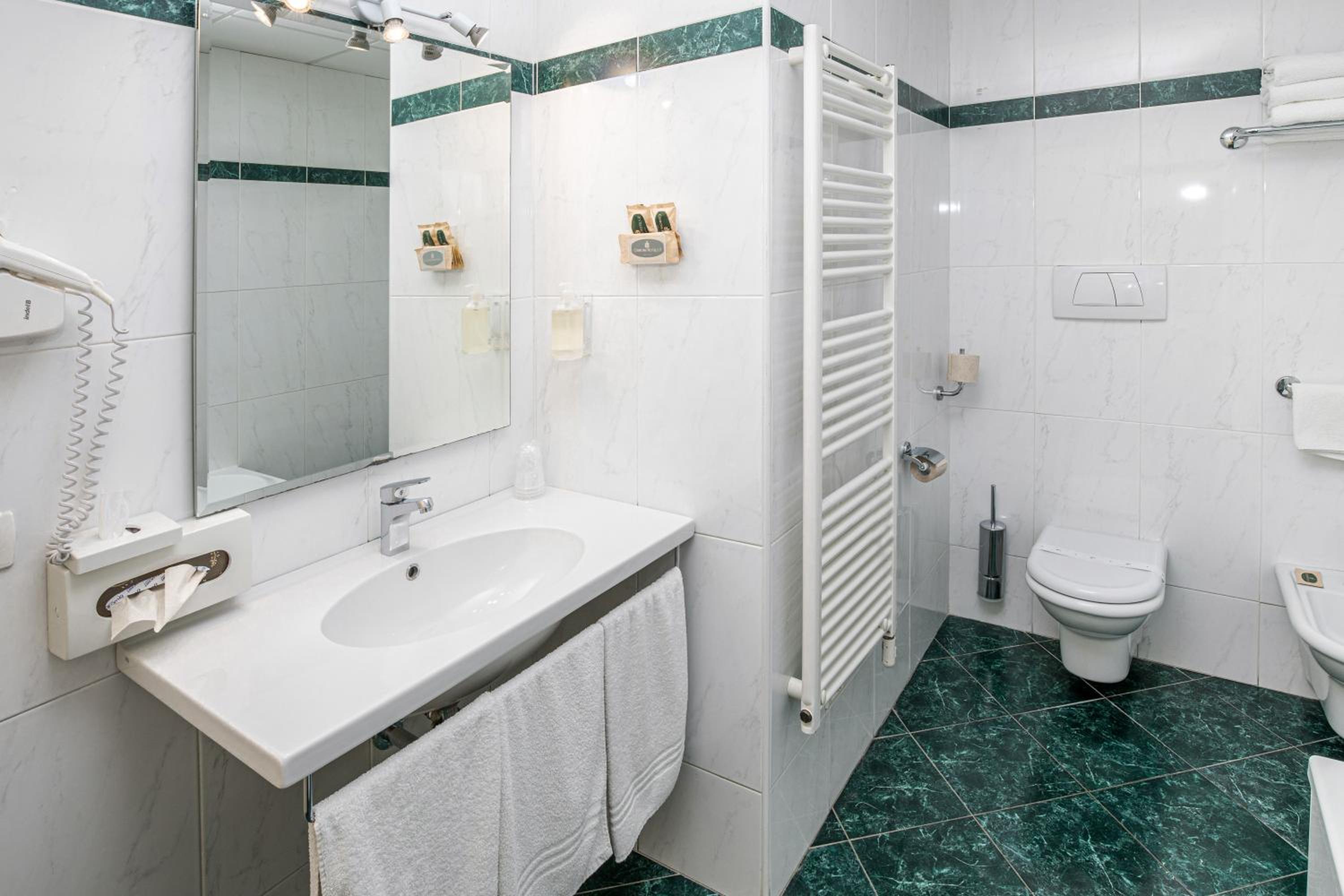 Triple Room - Photo 5
