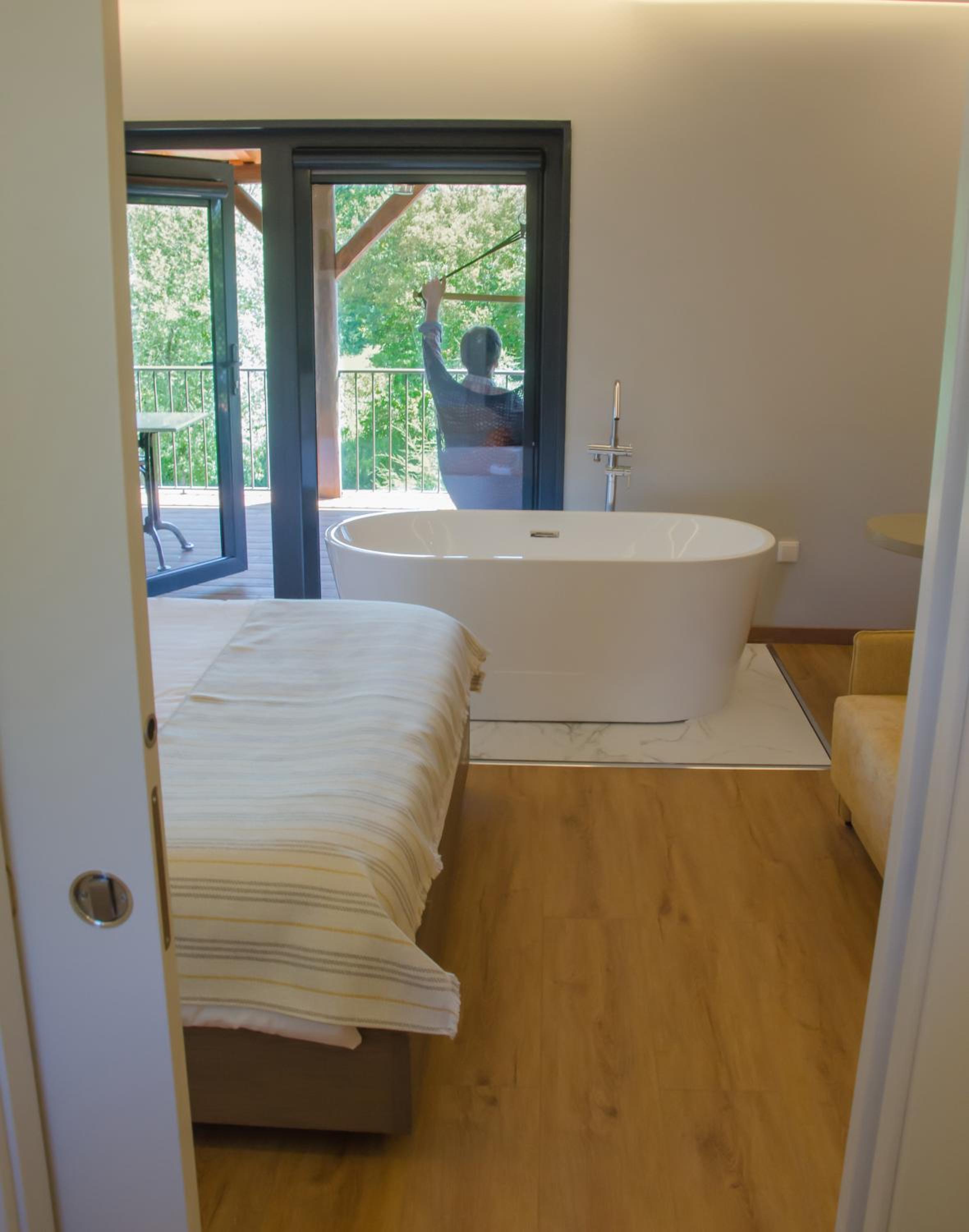 Deluxe Double Room with Balcony - Photo 2