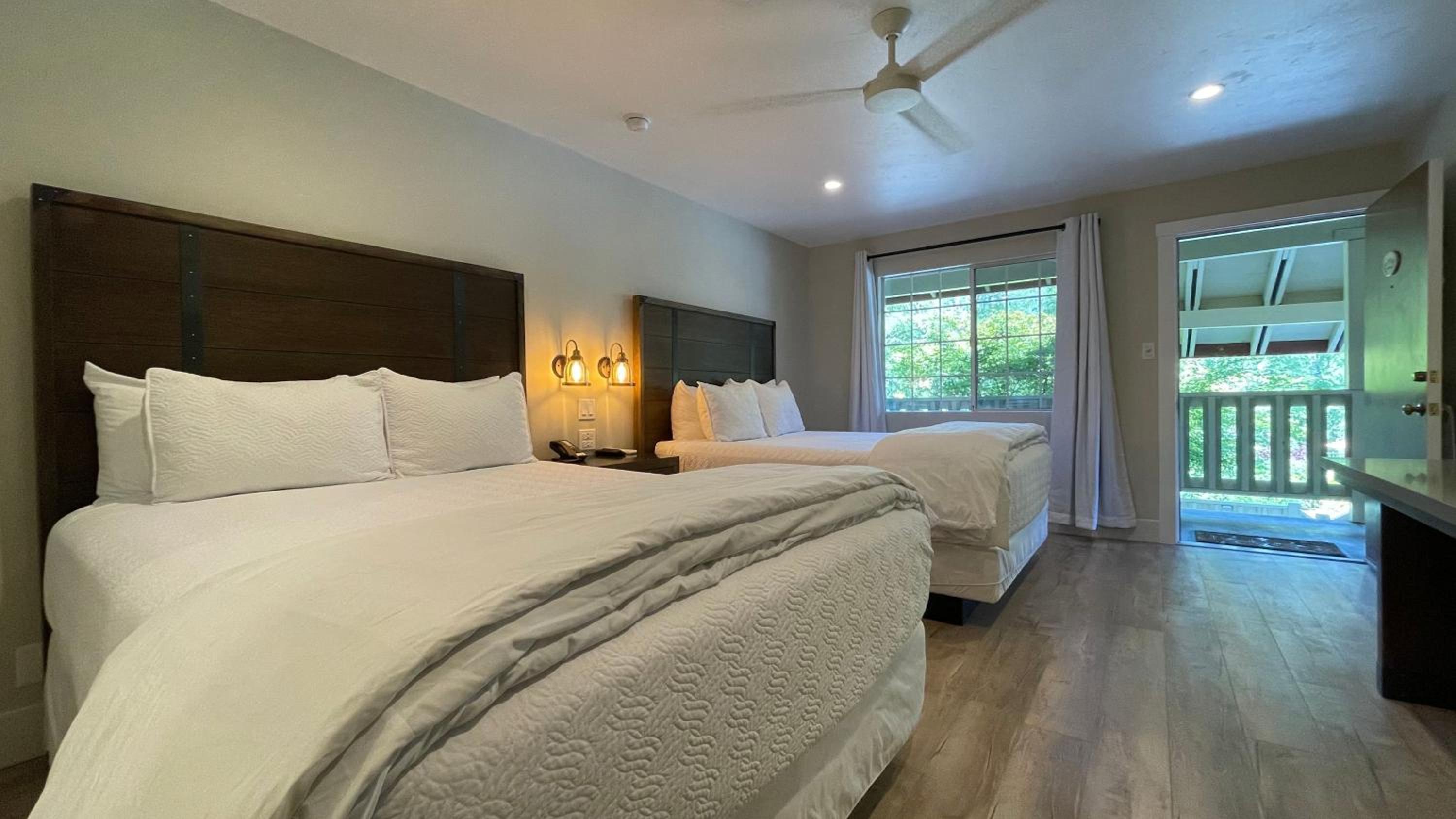 Superior Queen Room with Two Queen Beds