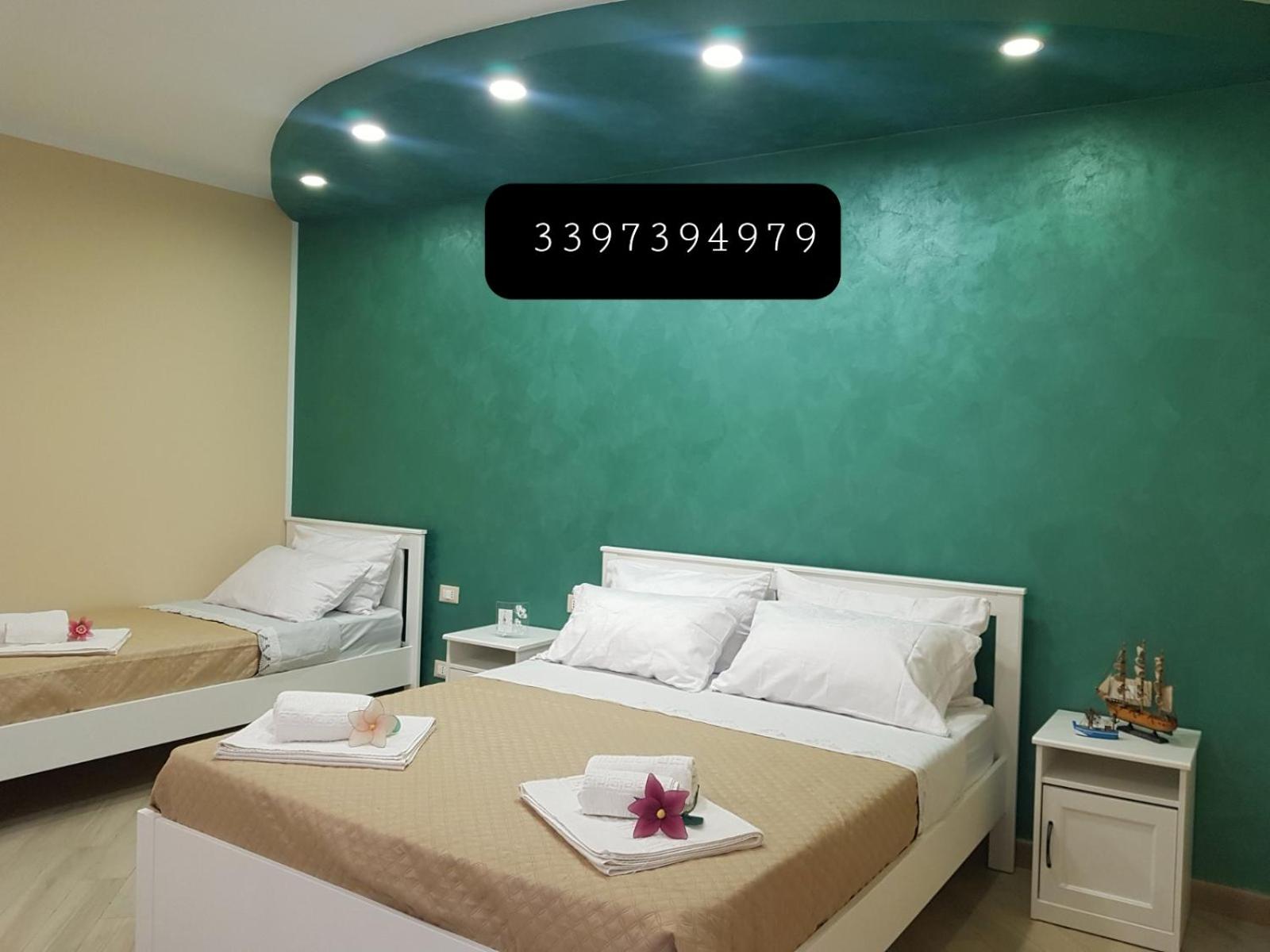 One-Bedroom House photo 1