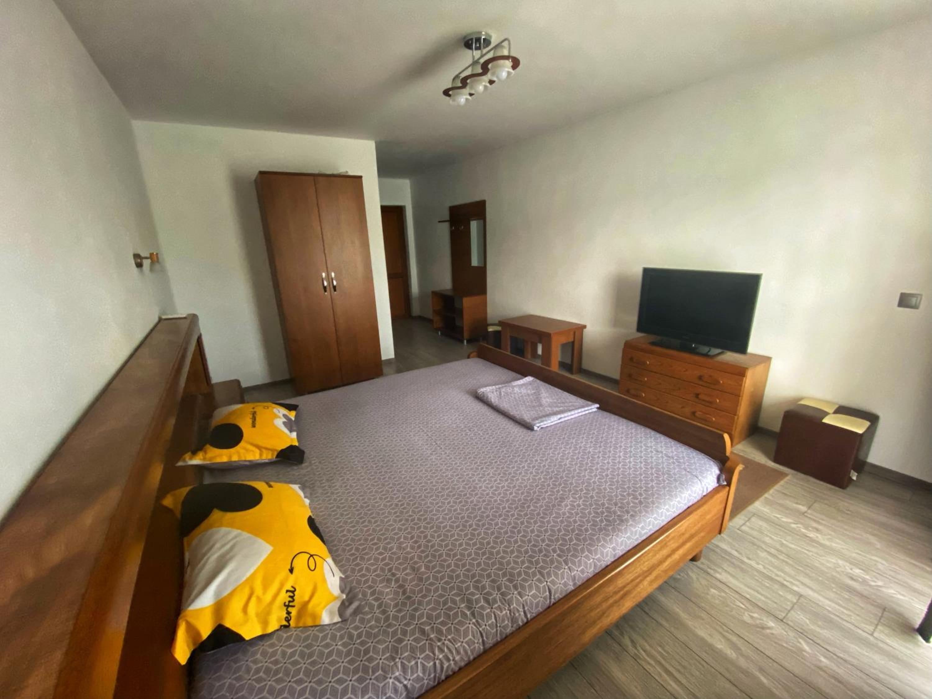 Double Room with Lake View - Photo 4