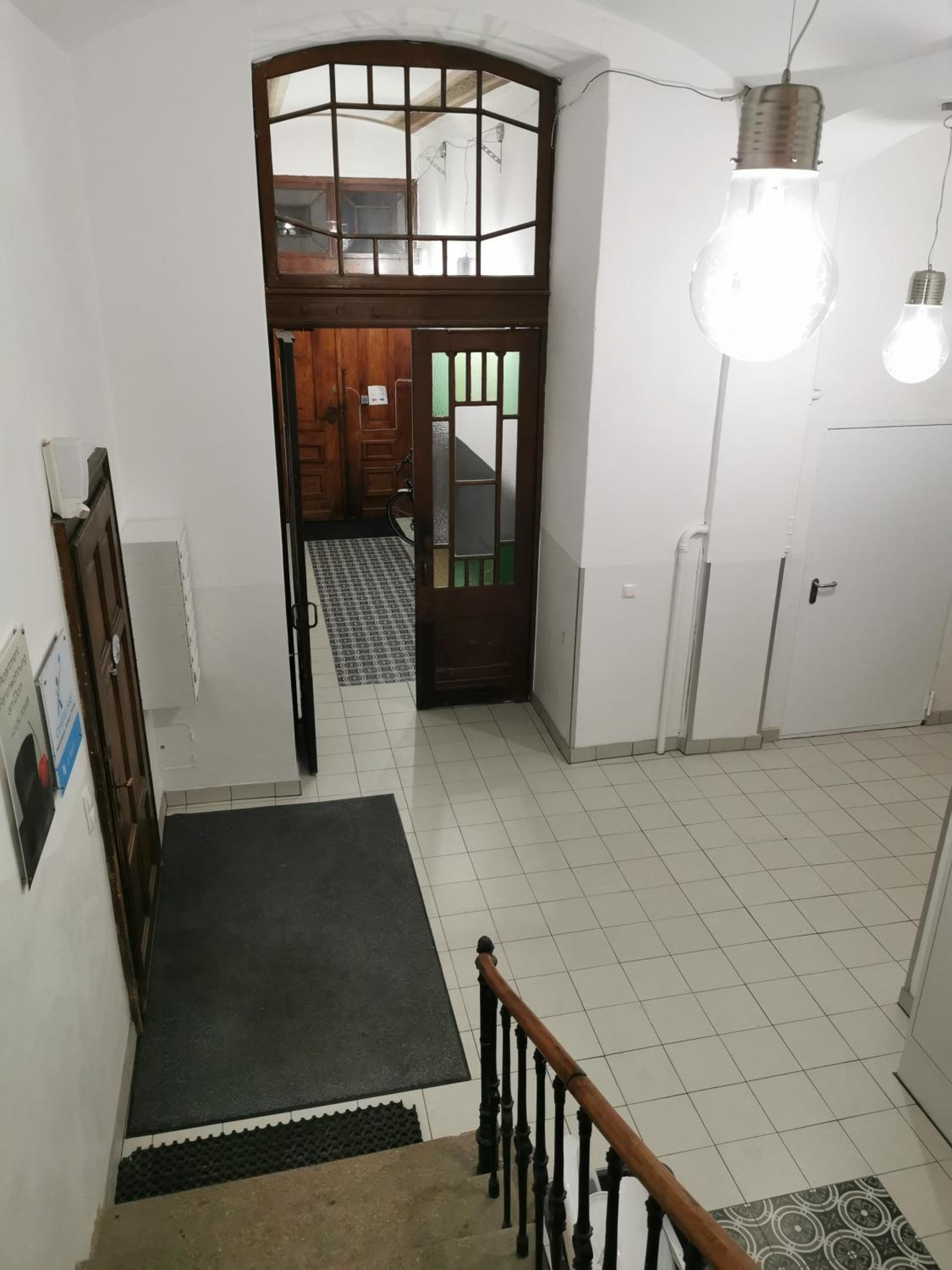 Studio Apartment - Photo 21