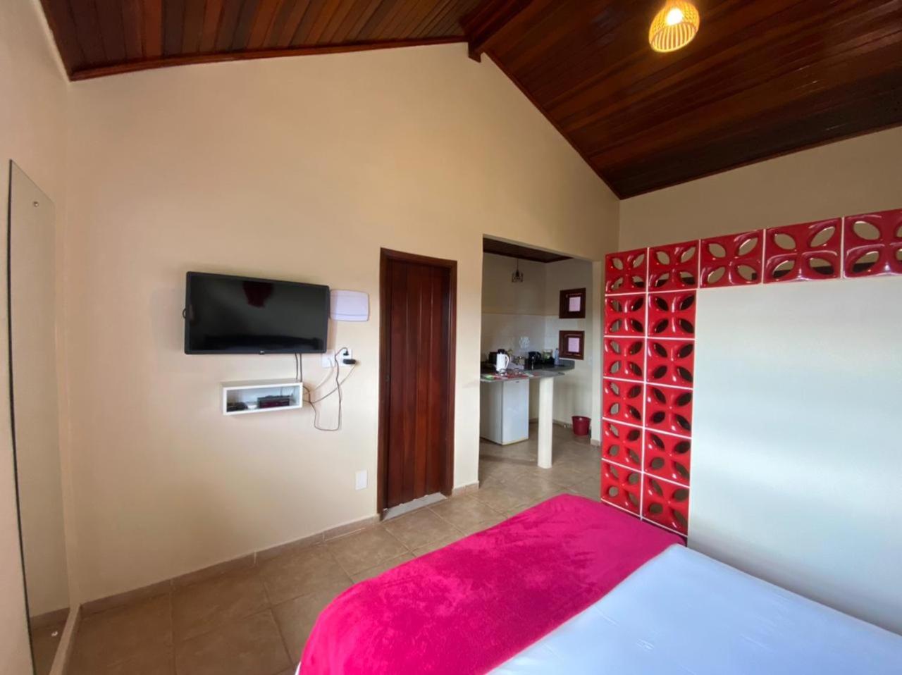 One-Bedroom Apartment - Photo 5