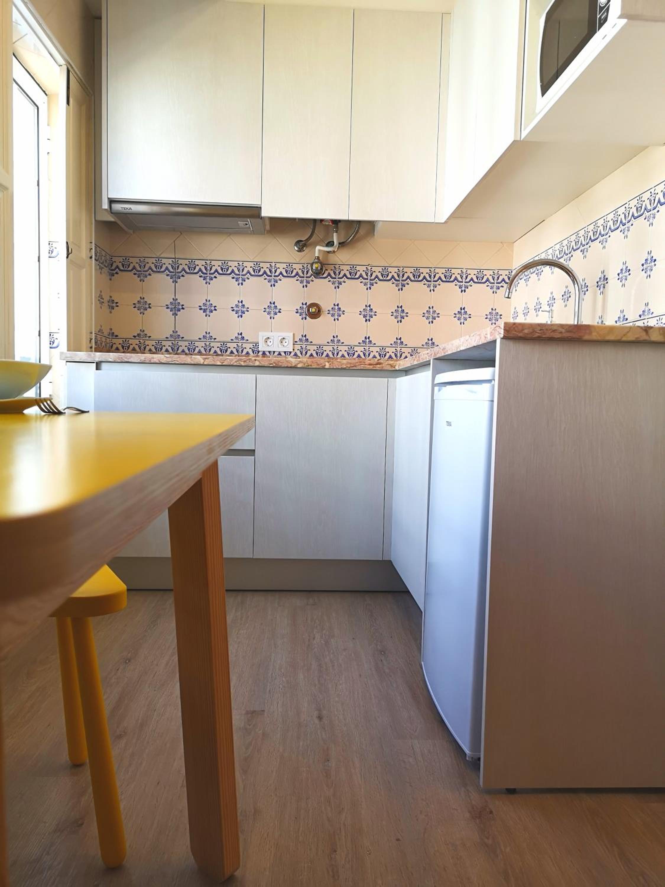 Studio Apartment - Photo 6