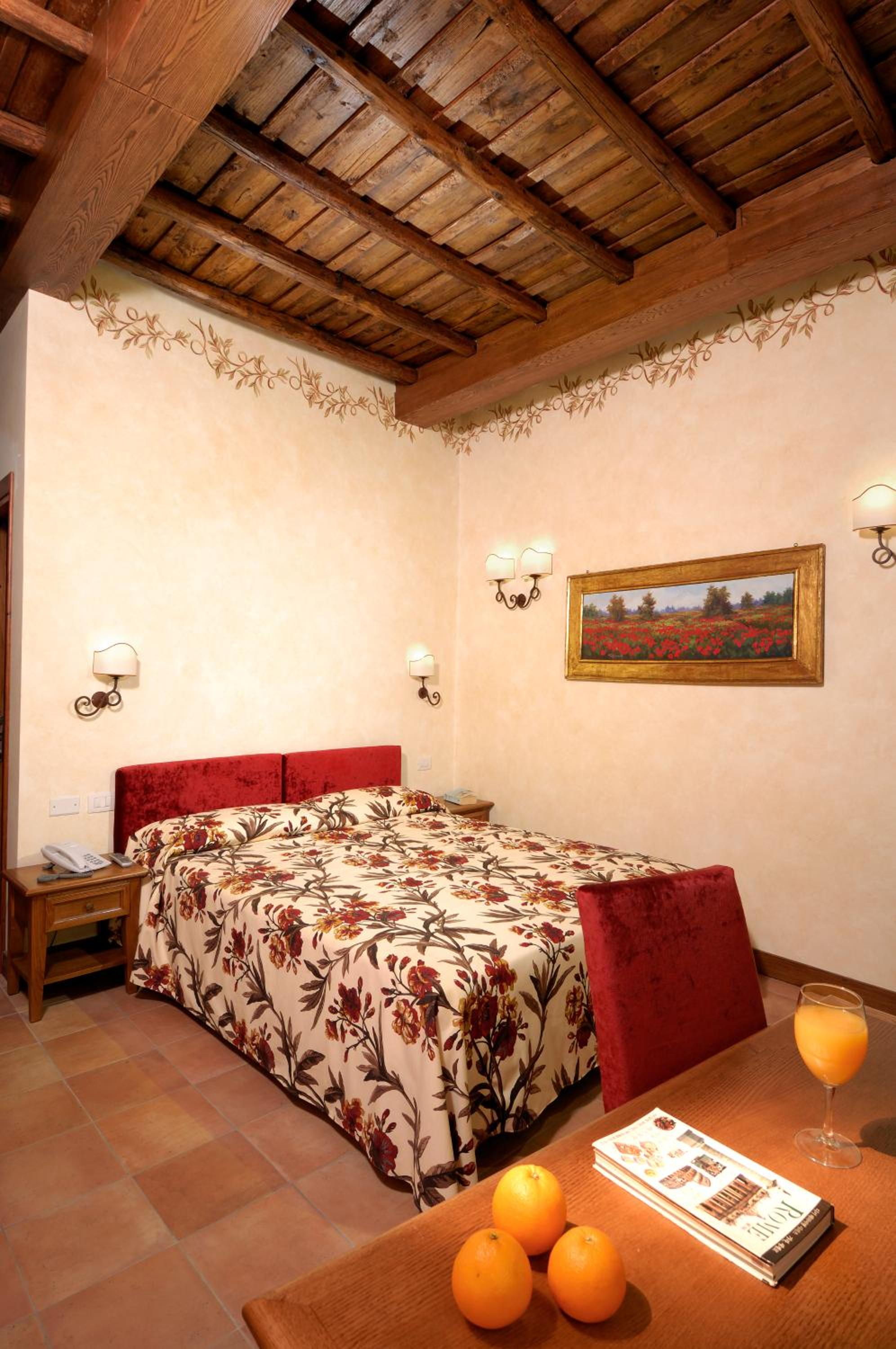 Triple Room photo 2