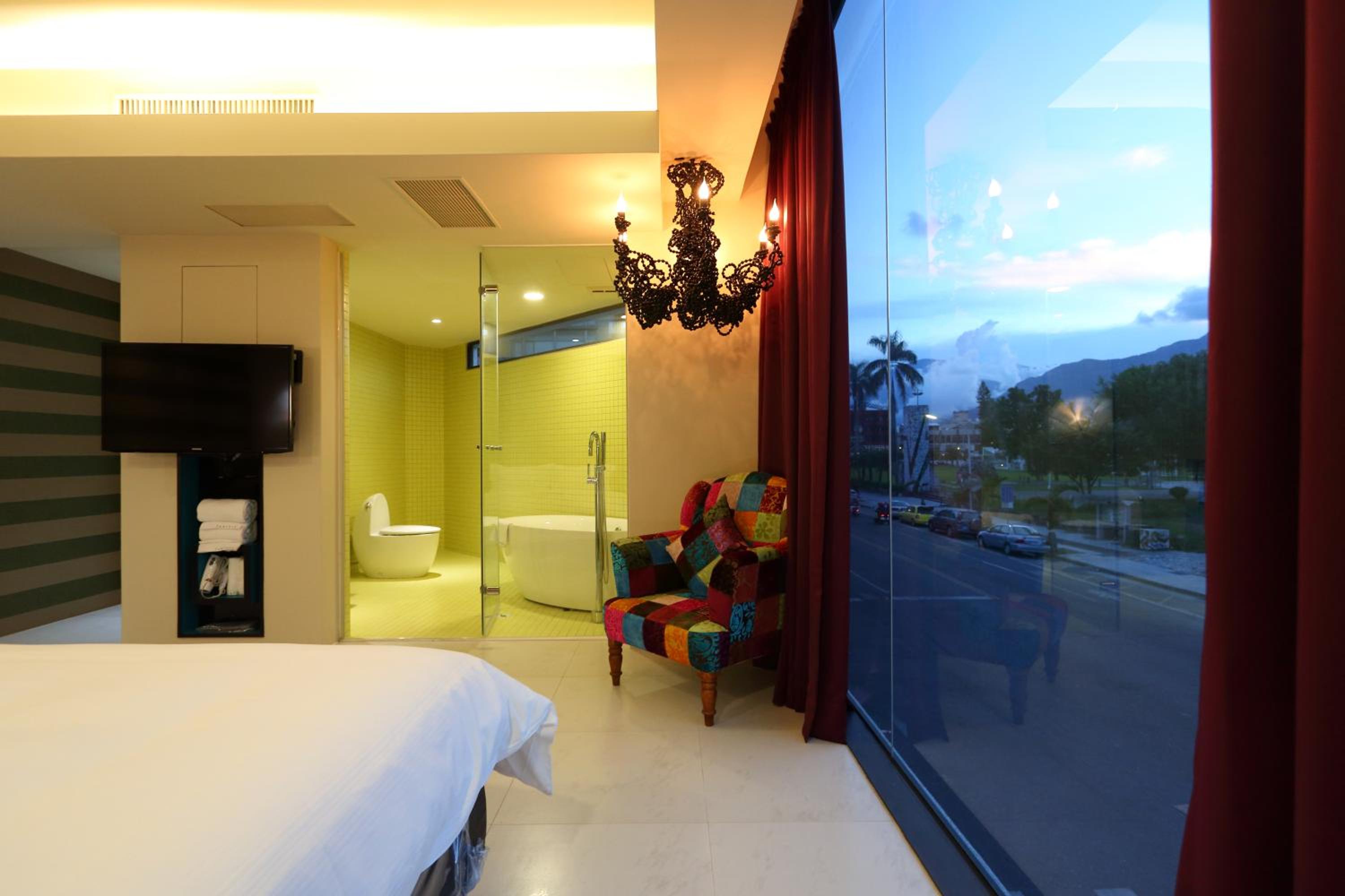 Superior Double Room with Bath photo 3