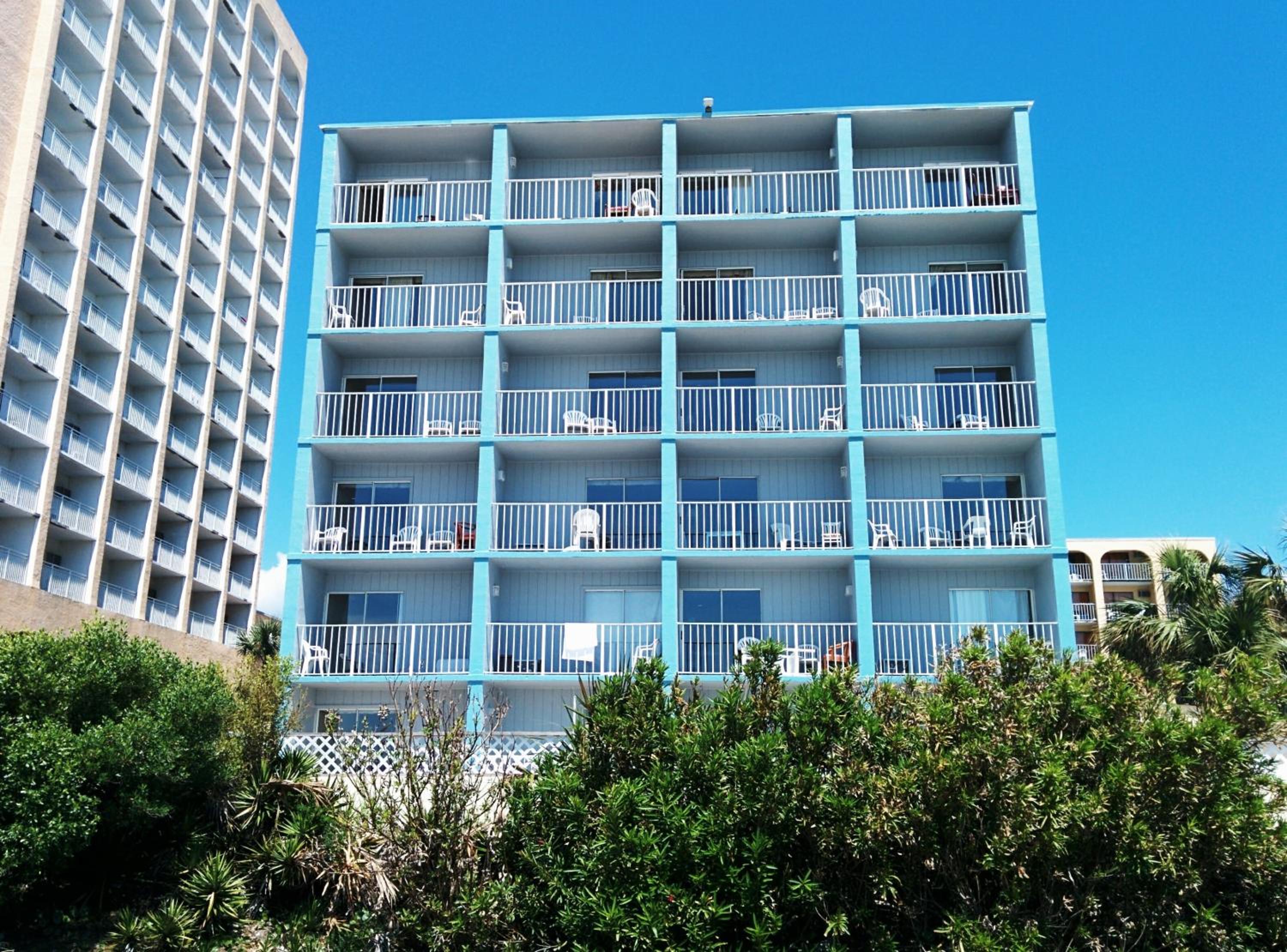 Oceanfront Efficiency - Photo 4