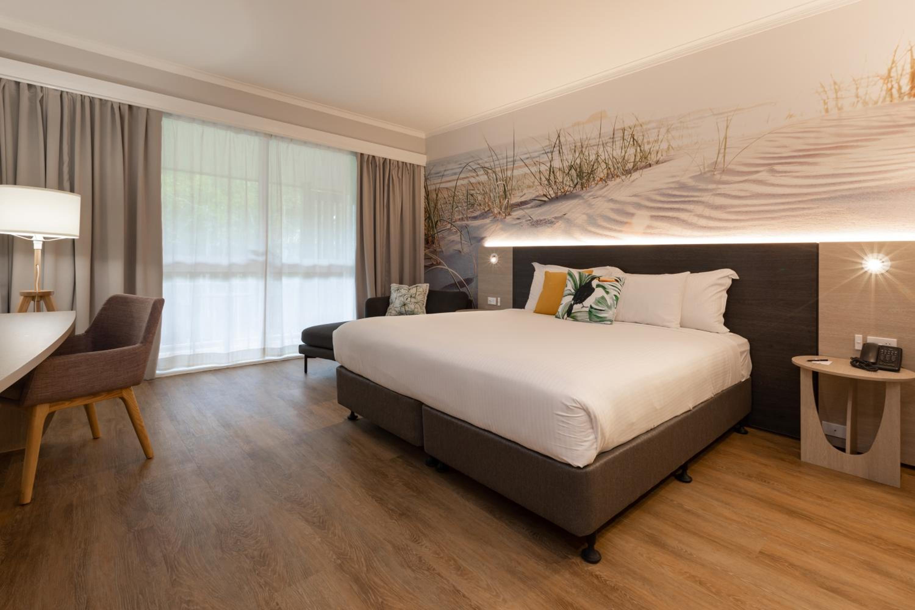 Executive King Room with Garden View - Photo 5