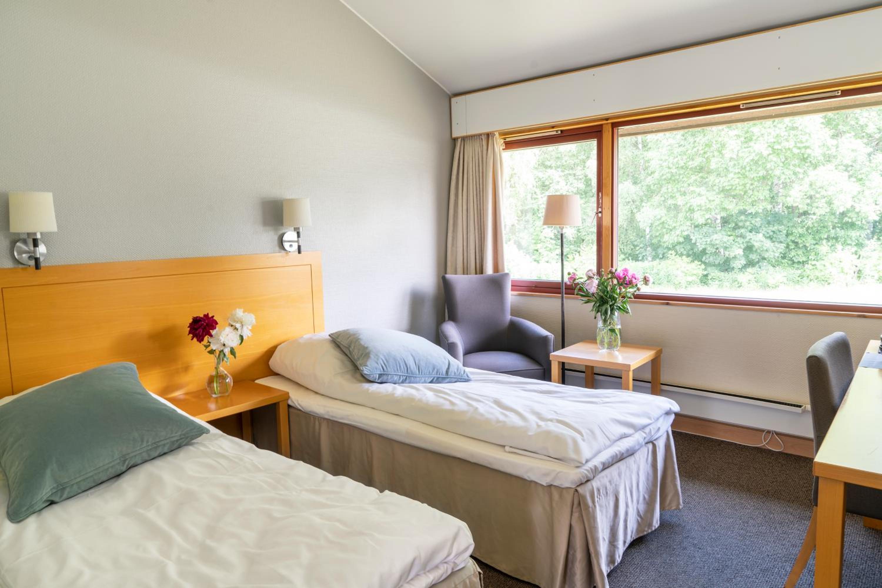 Standard Twin Room (begrenset utsikt) - Photo 1