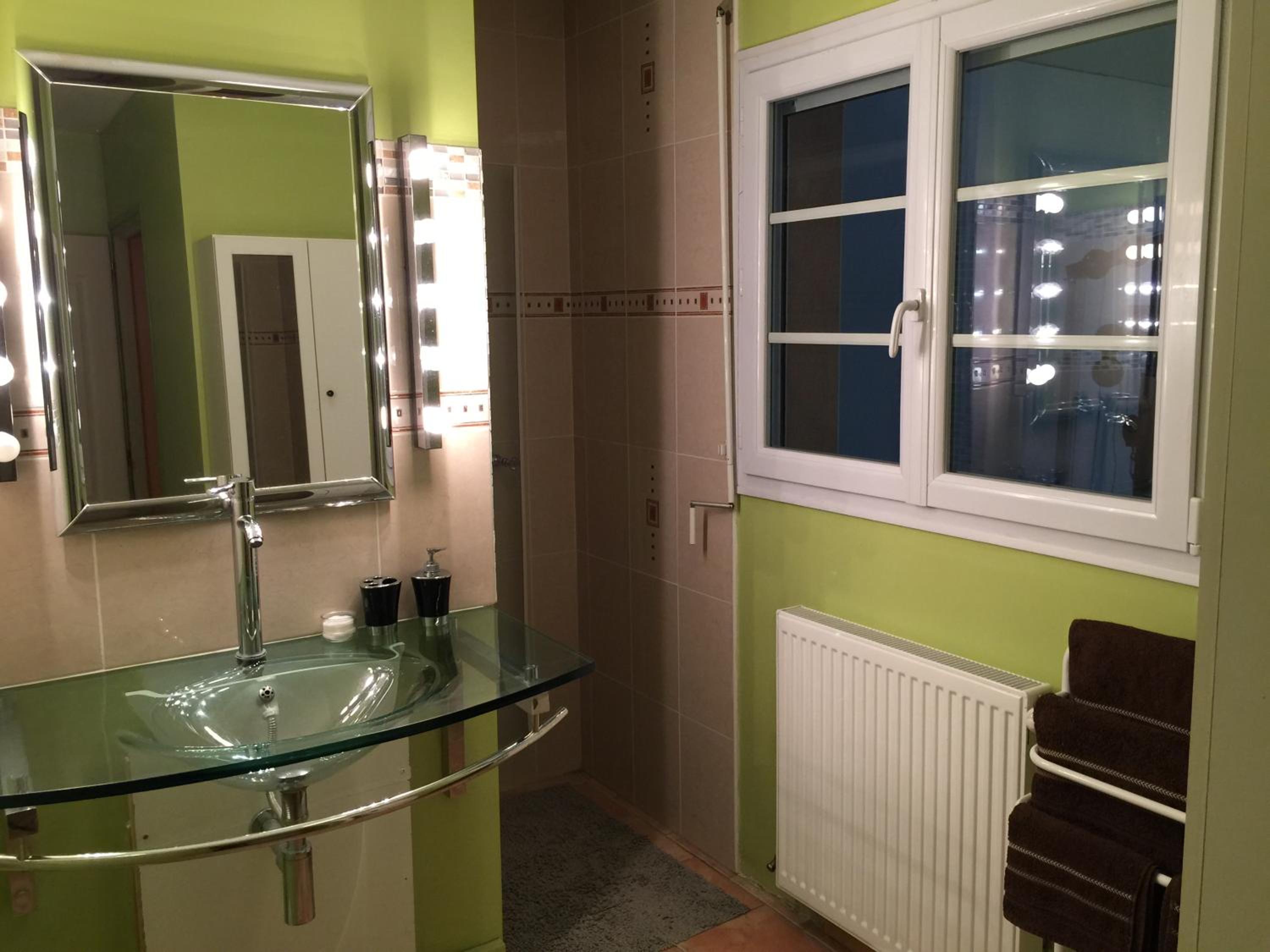 Double Room with Garden View - Photo 18