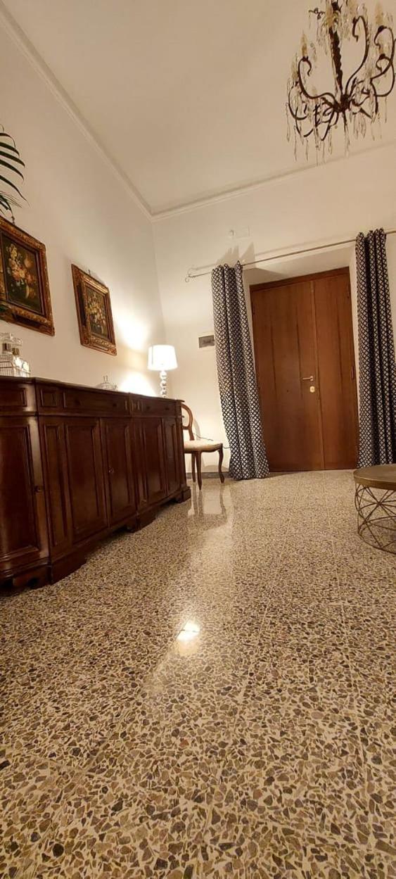 Two-Bedroom Apartment - Photo 11