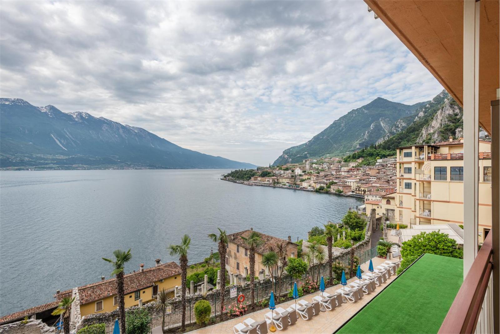 Classic Room with Lake View photo 3