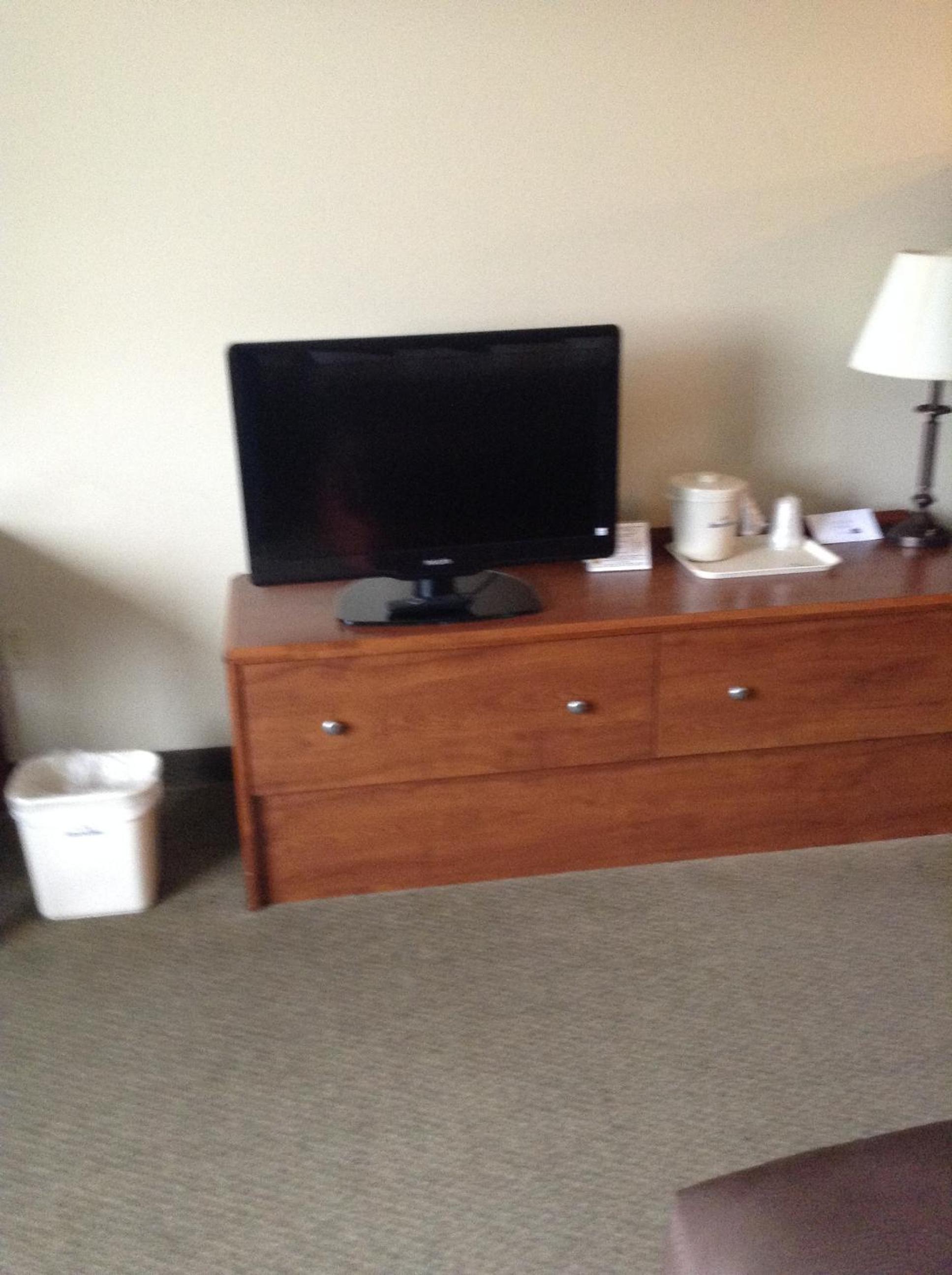 King Suite - Non-Smoking photo 1