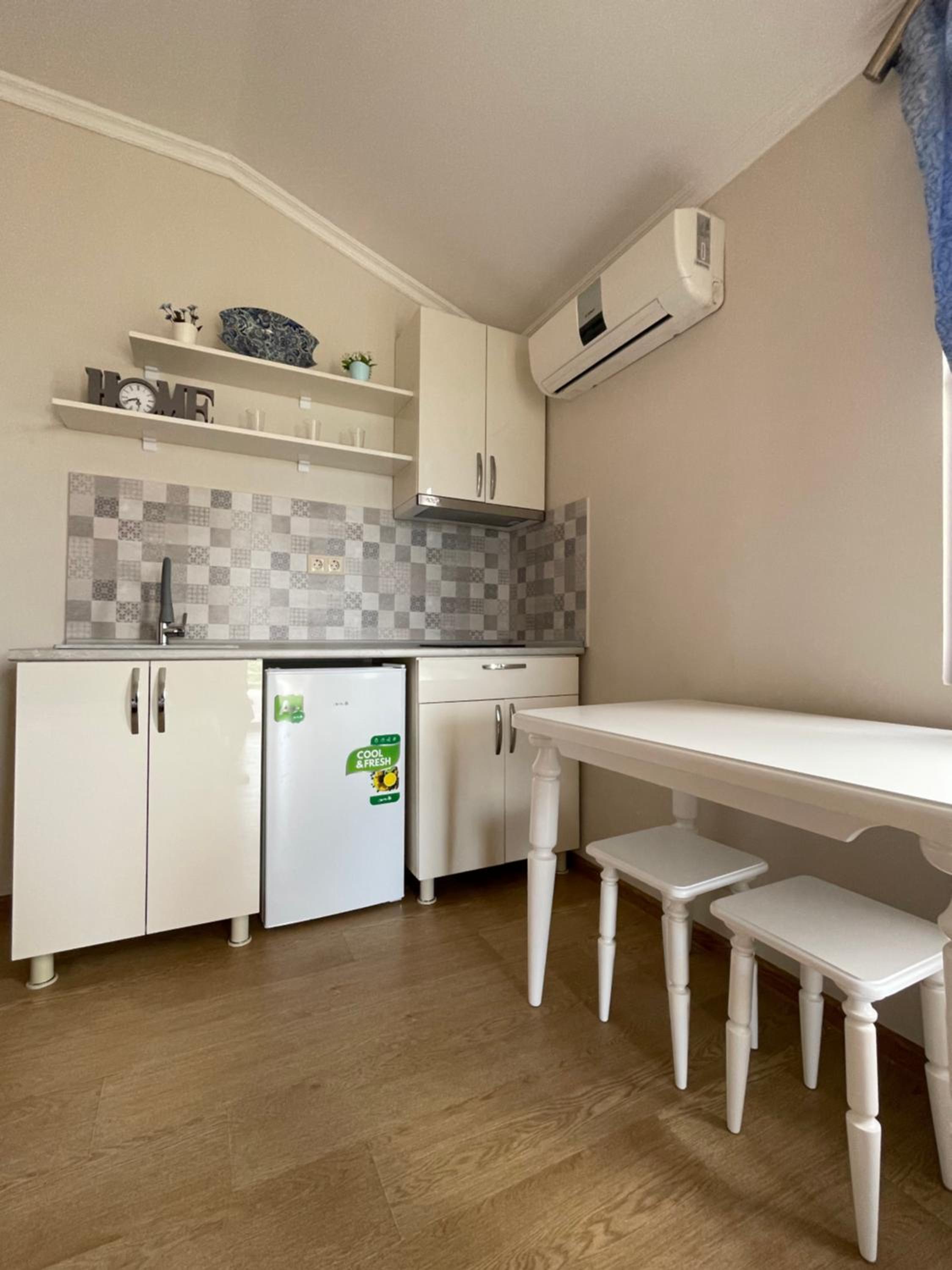 Double Room with Balcony photo 2