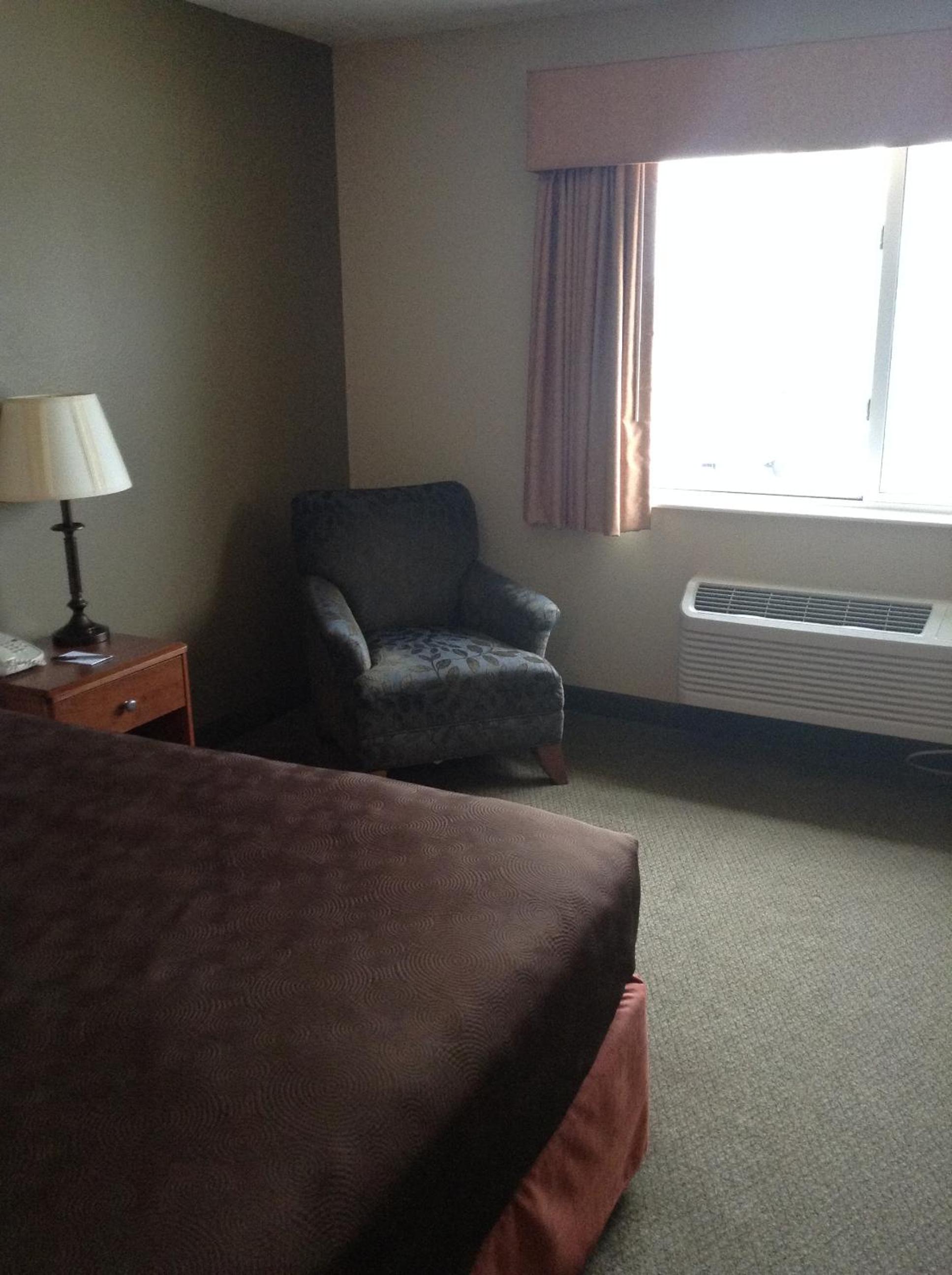 King Room - Non-Smoking photo 3