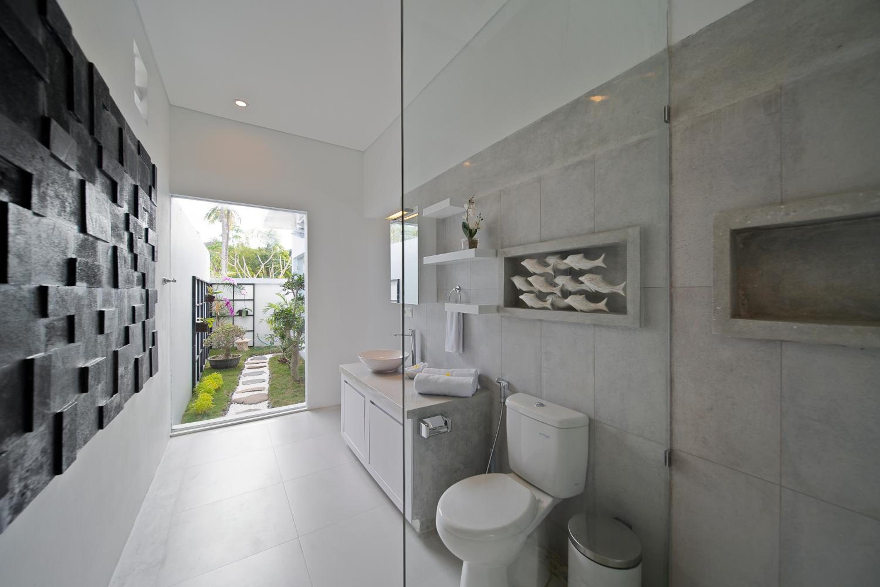 Mia Two-Bedroom Villa - Photo 4