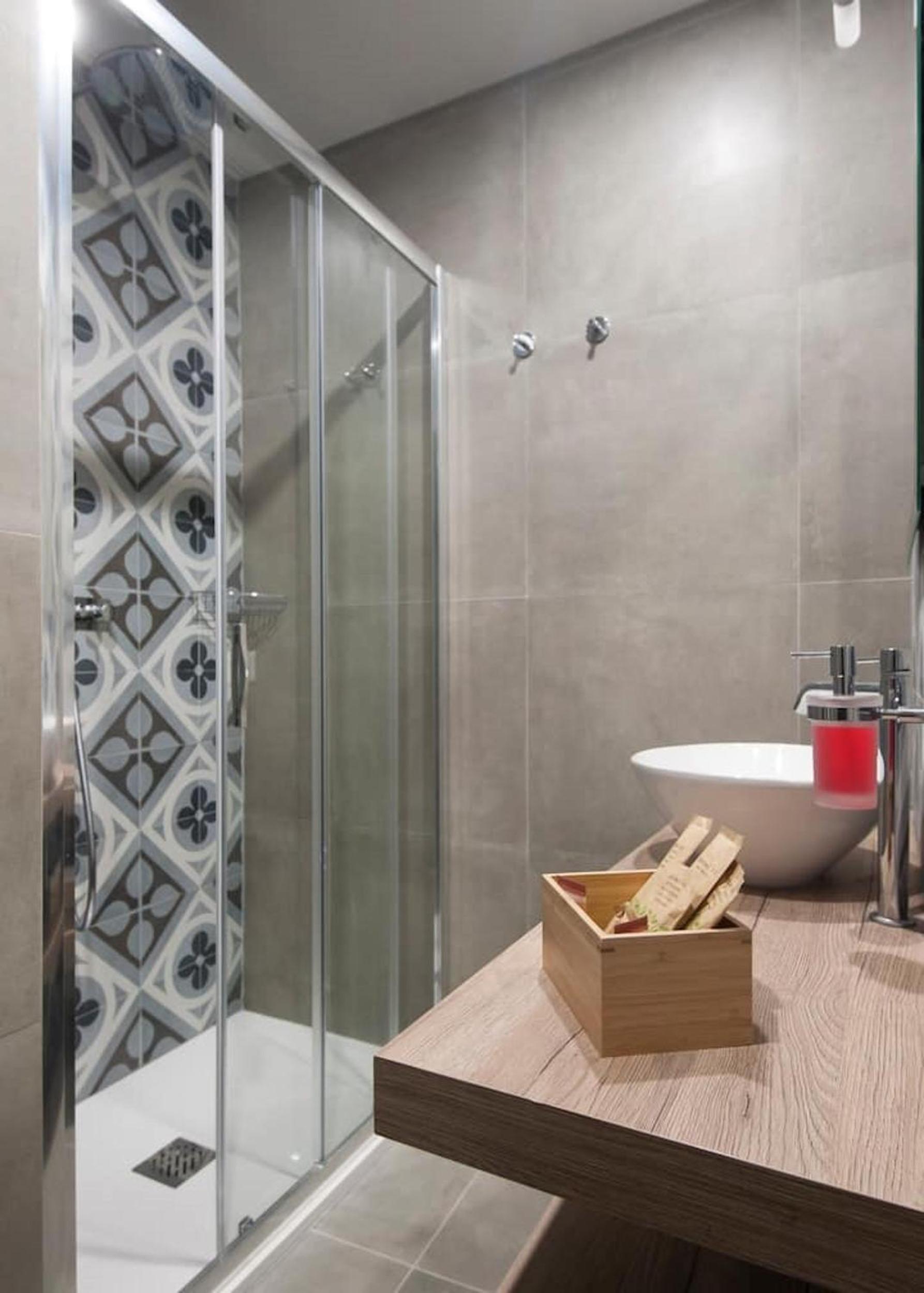 Three-Bedroom Apartment with Terrace - Address: Via dei Serpenti 26 photo 2
