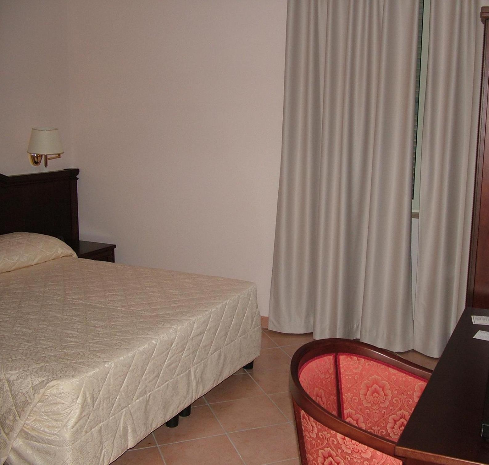 Double or Twin Room Single Use