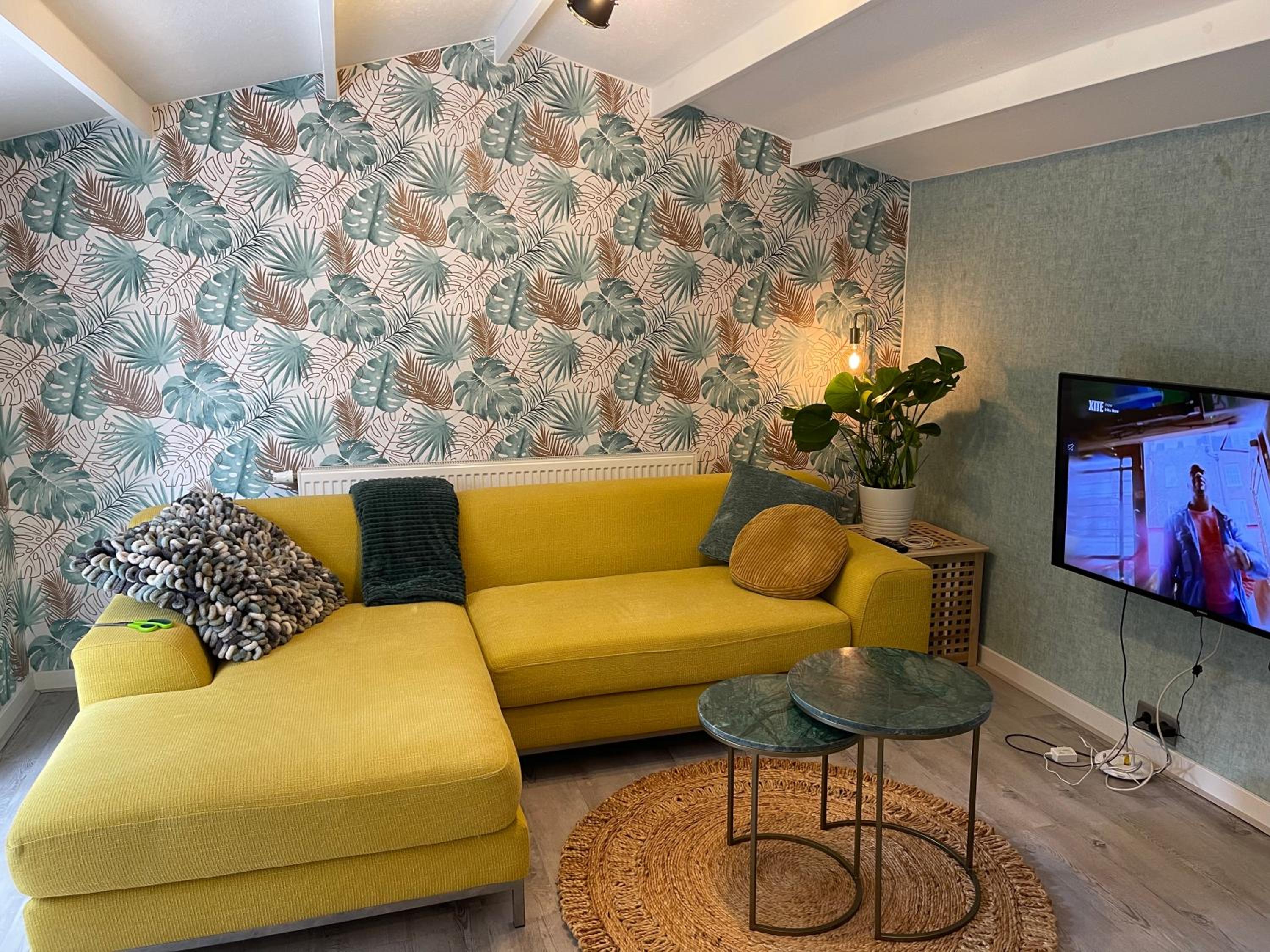 One-Bedroom House - Photo 20