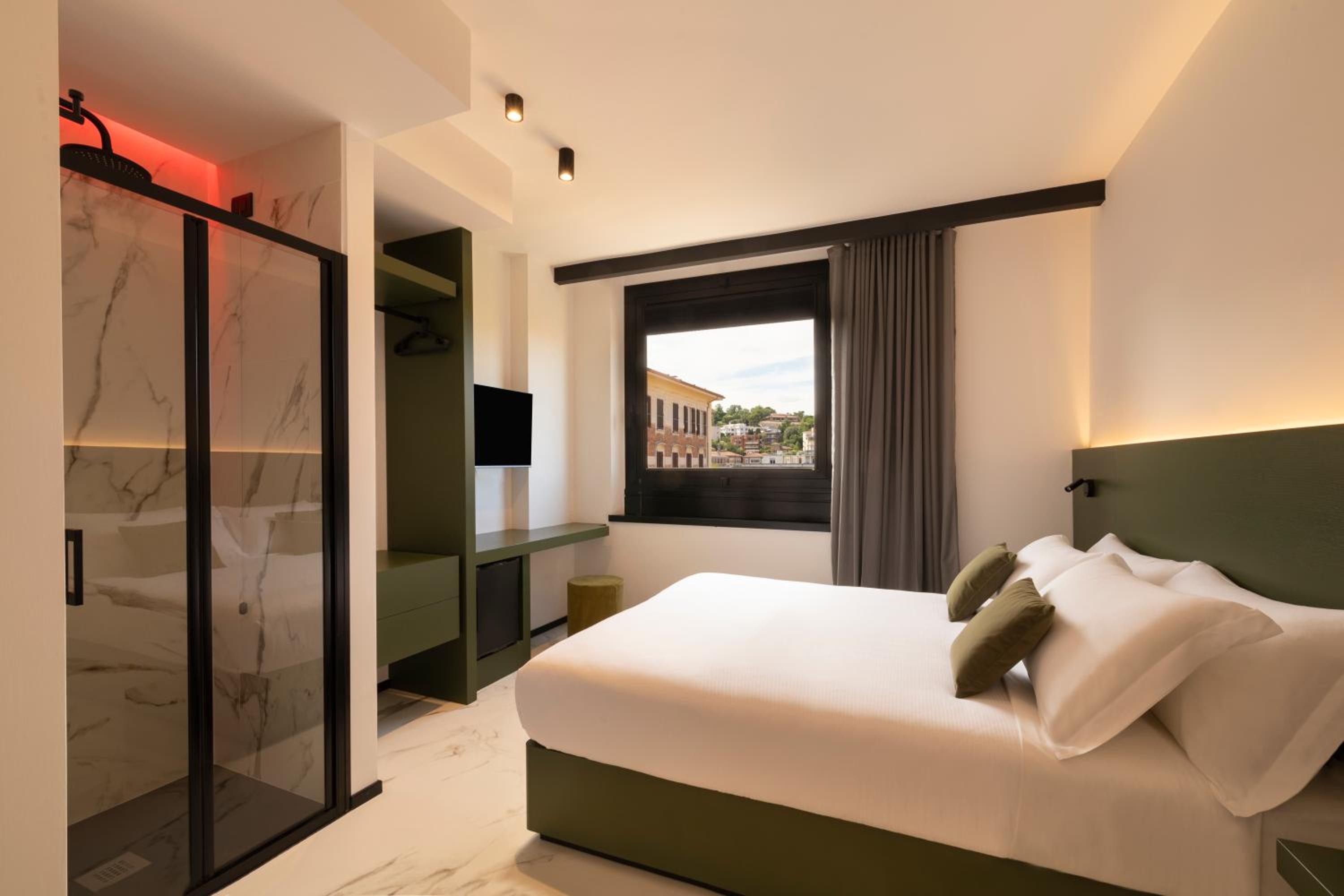 Standard Double Room - Photo 1