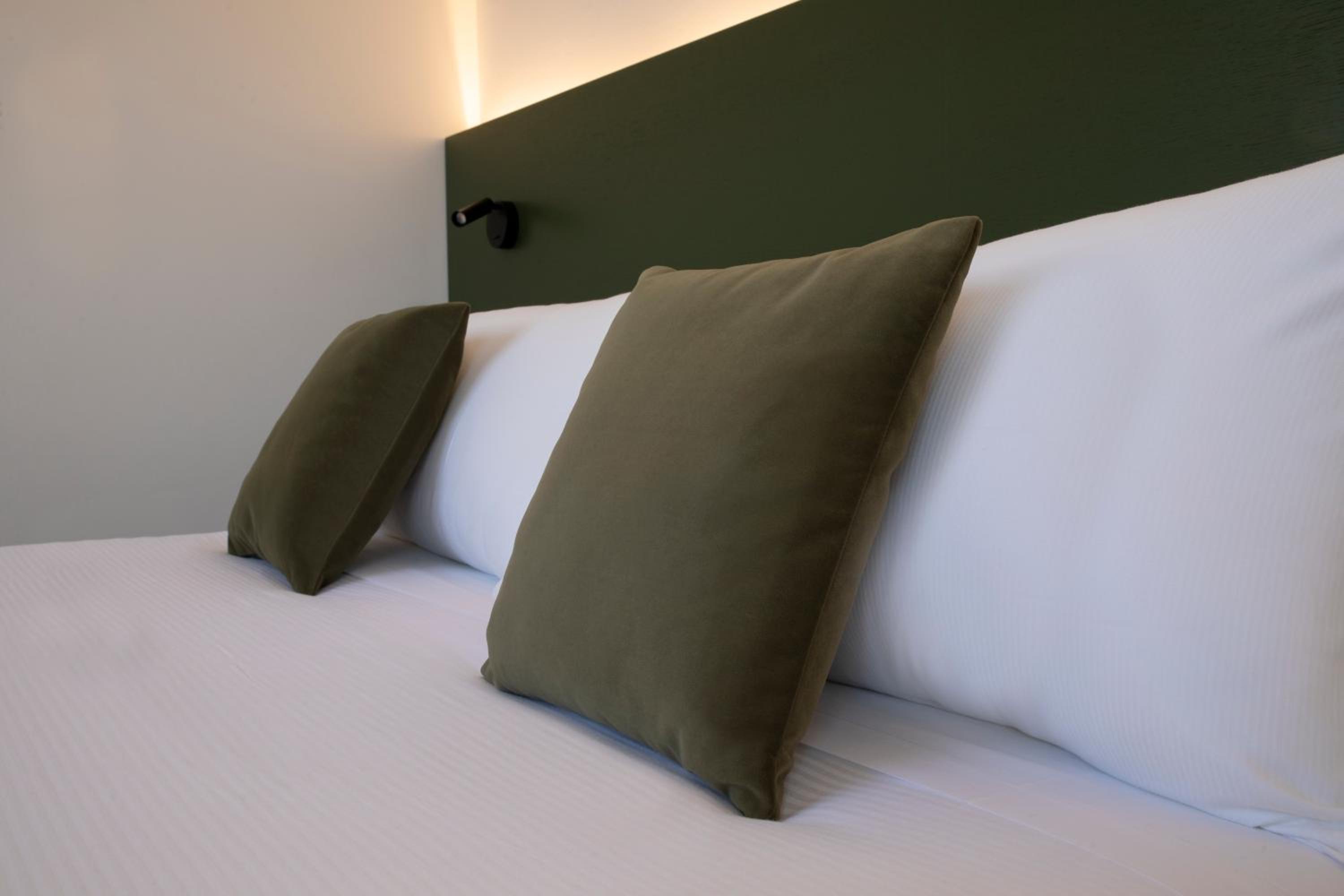 Superior Double Room - Photo 4
