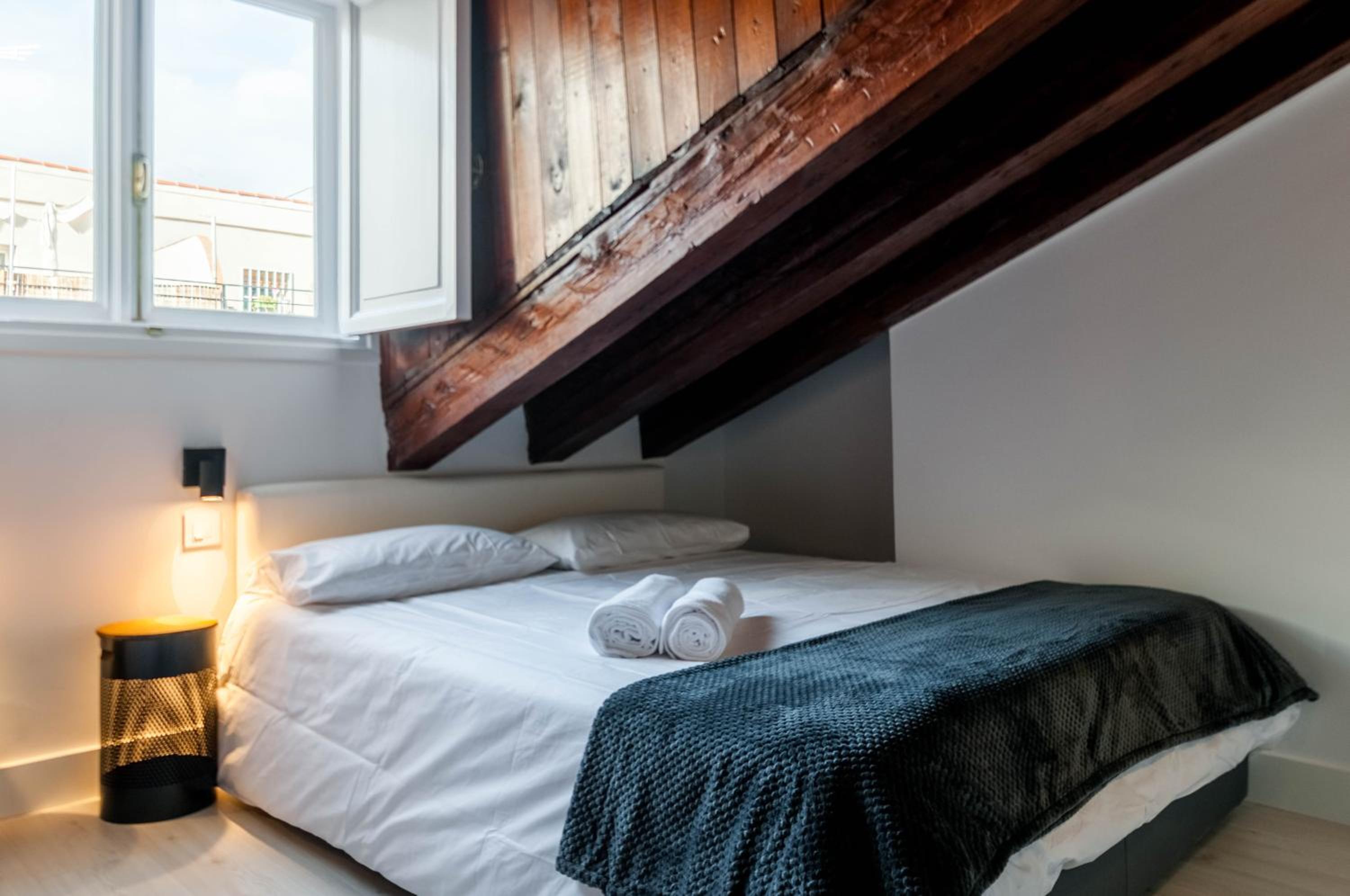 Penthouse Apartment - Photo 31