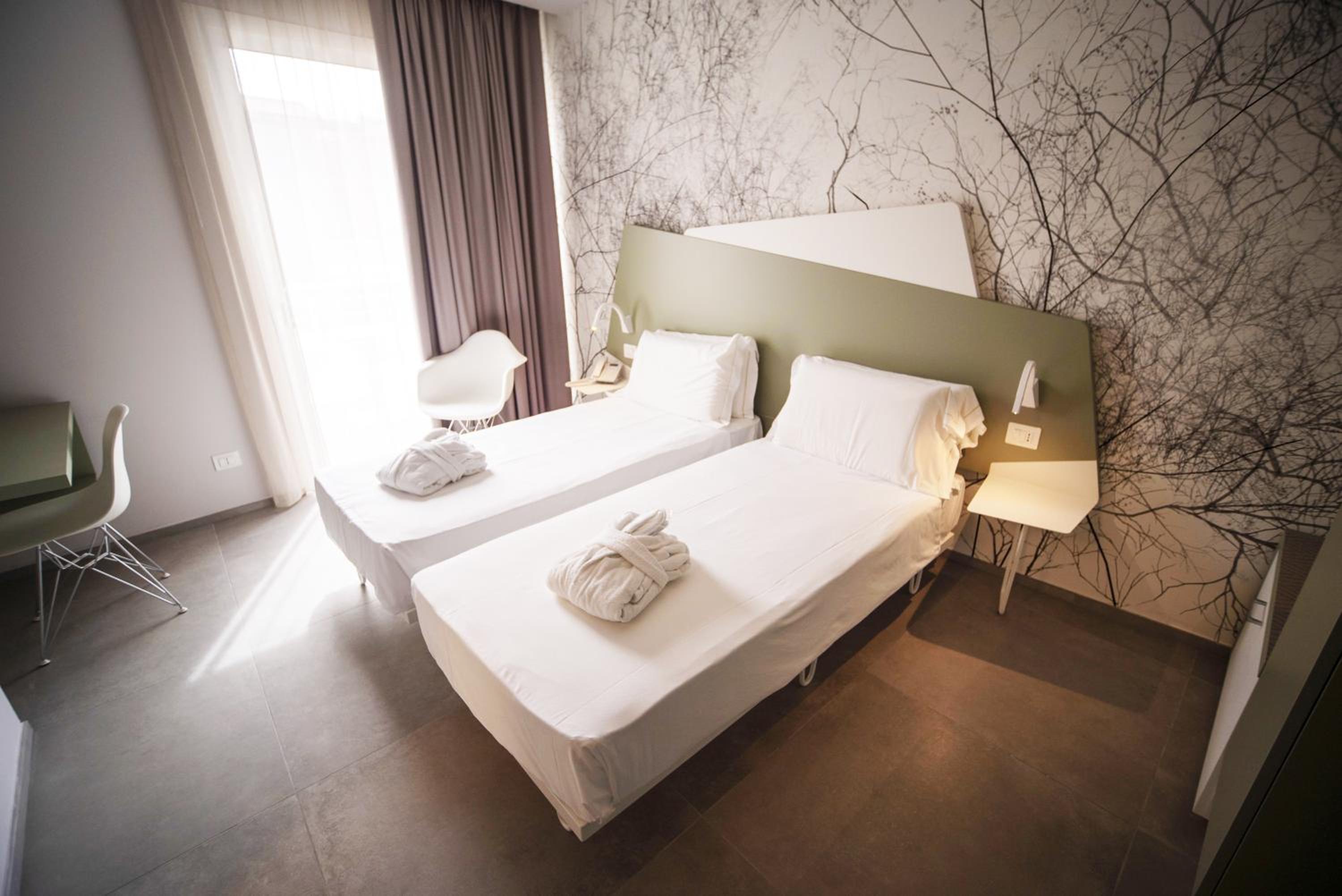 Superior Double or Twin Room - Photo 3