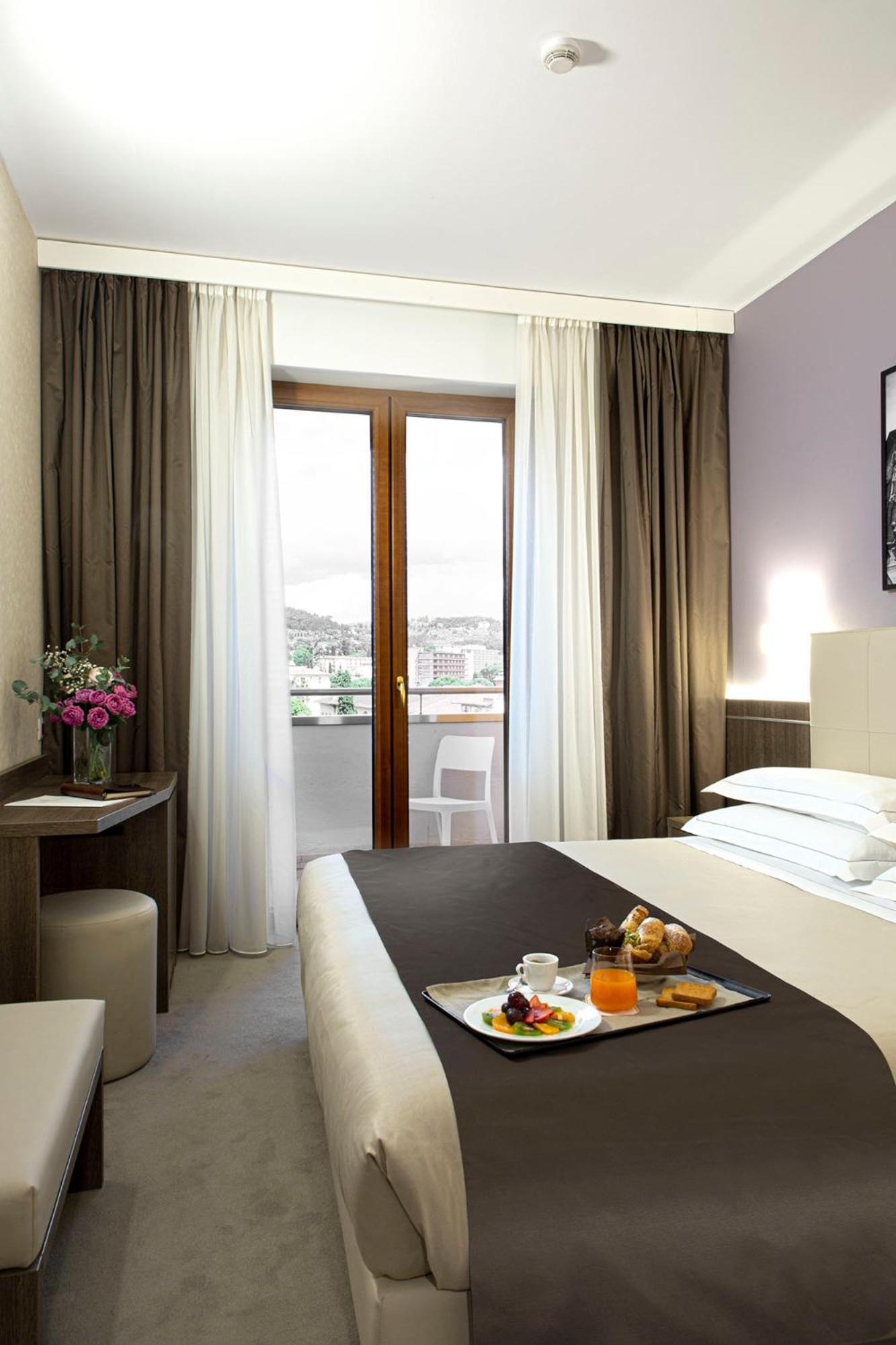 Double or Twin Room photo 1