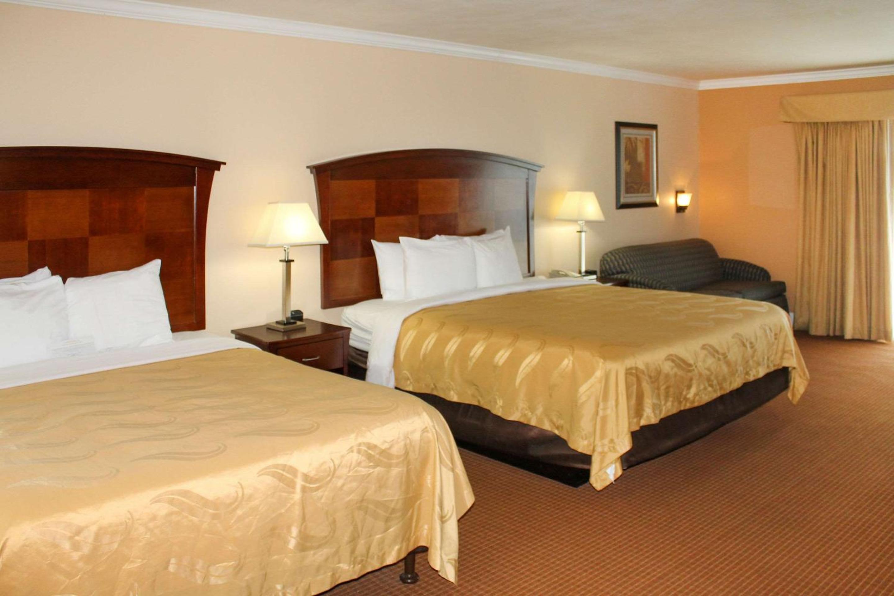 Queen Room with Two Queen Beds - Accessible/Non-Smoking