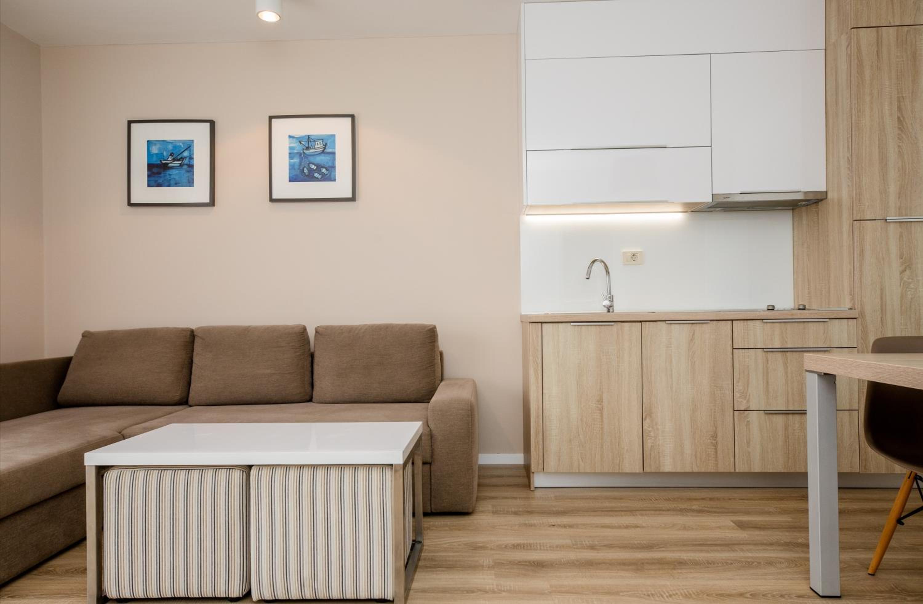 Apartment - Split Level photo 3