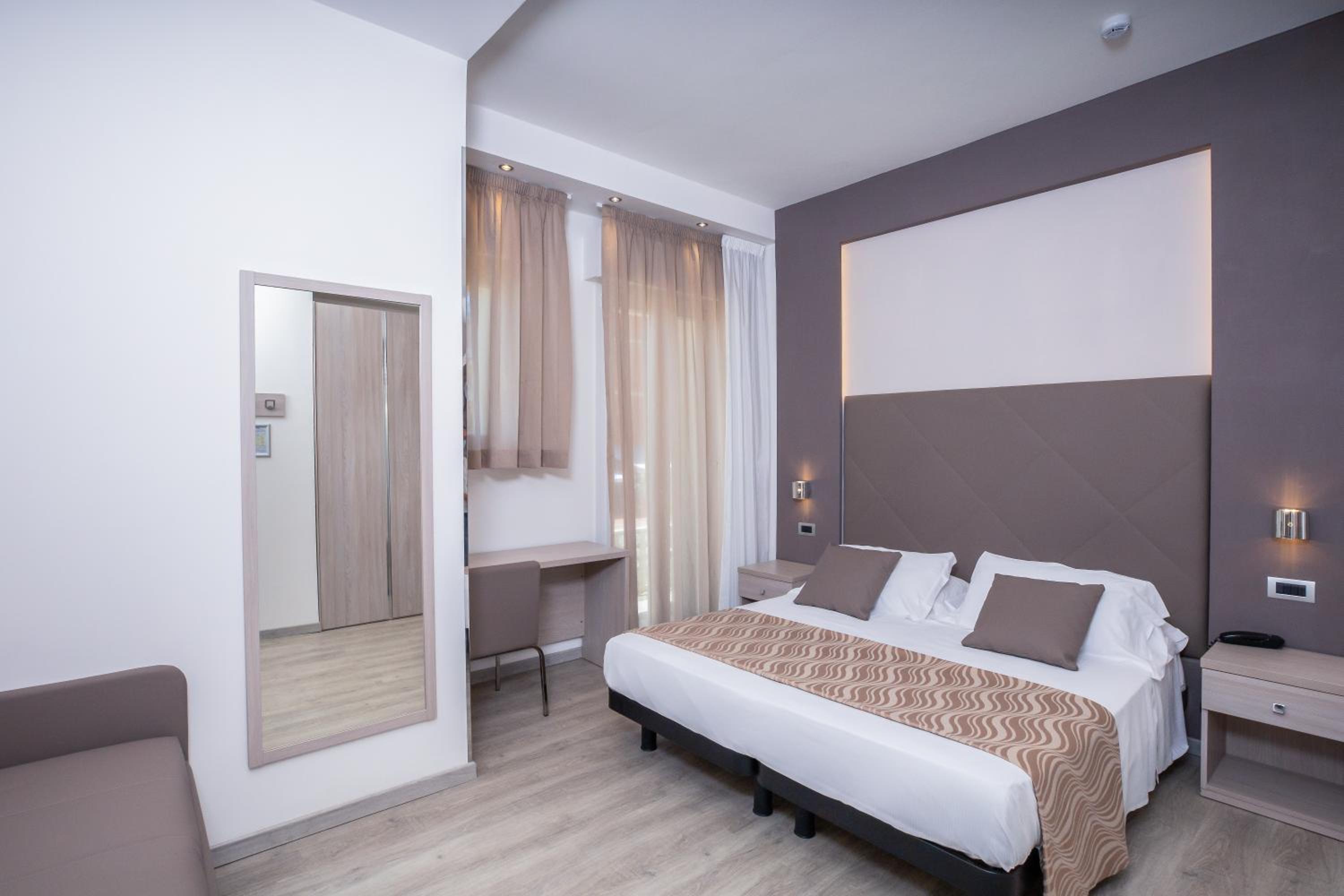 Comfort Triple Room - Photo 7
