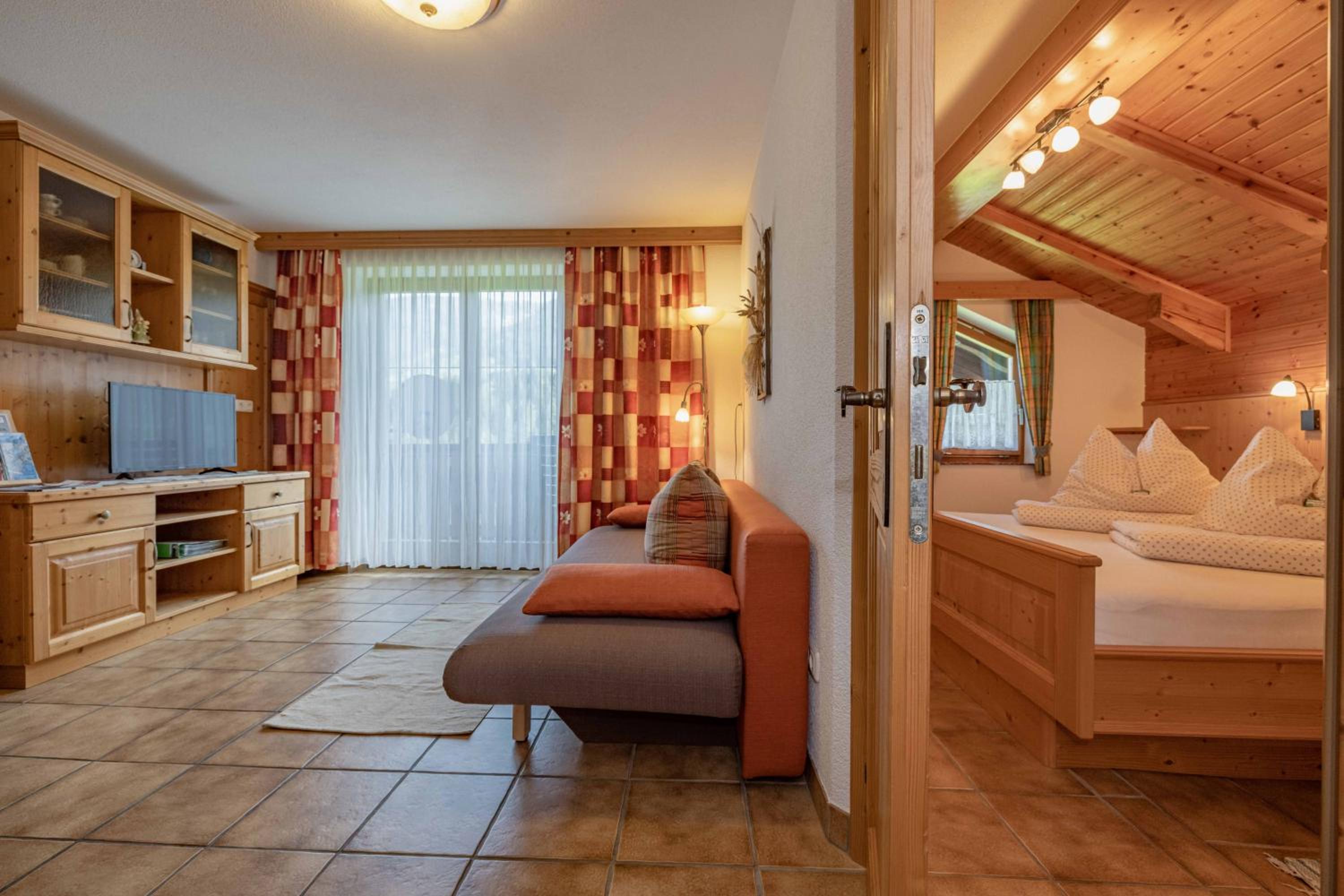 Two-Bedroom Apartment (4 Adults)